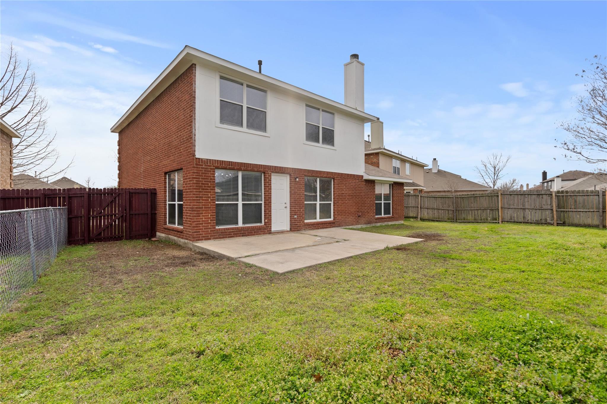 main property photo 15