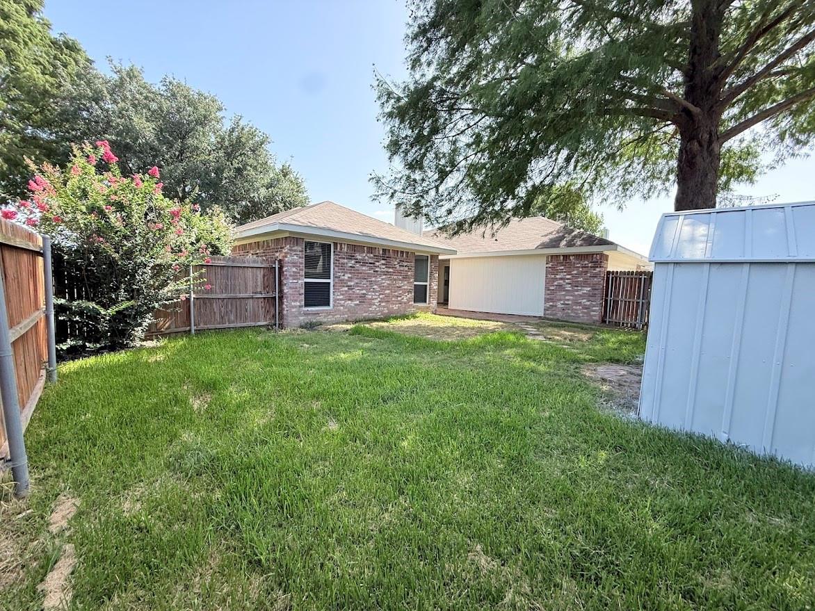 main property photo 26