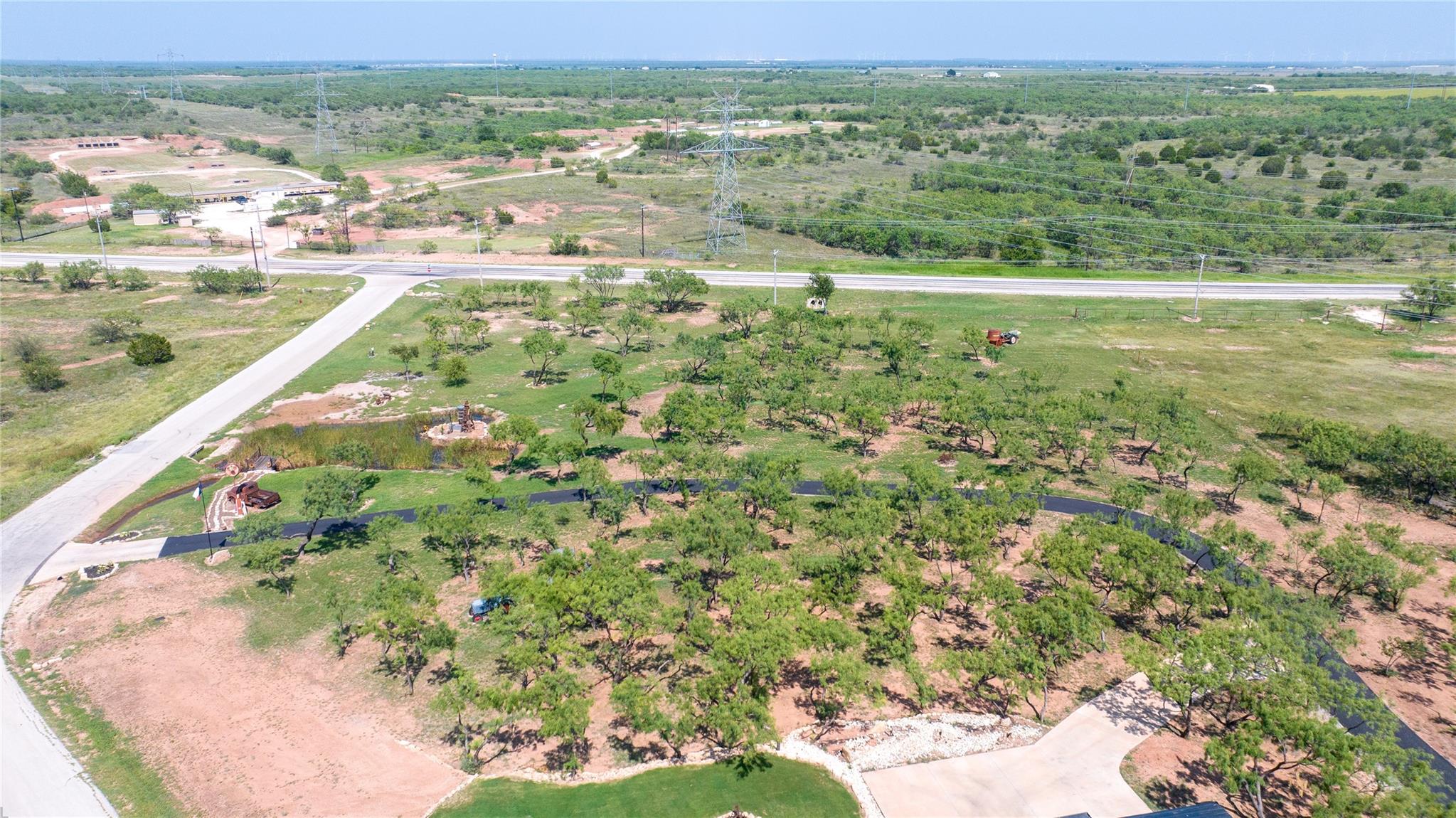 main property photo 13