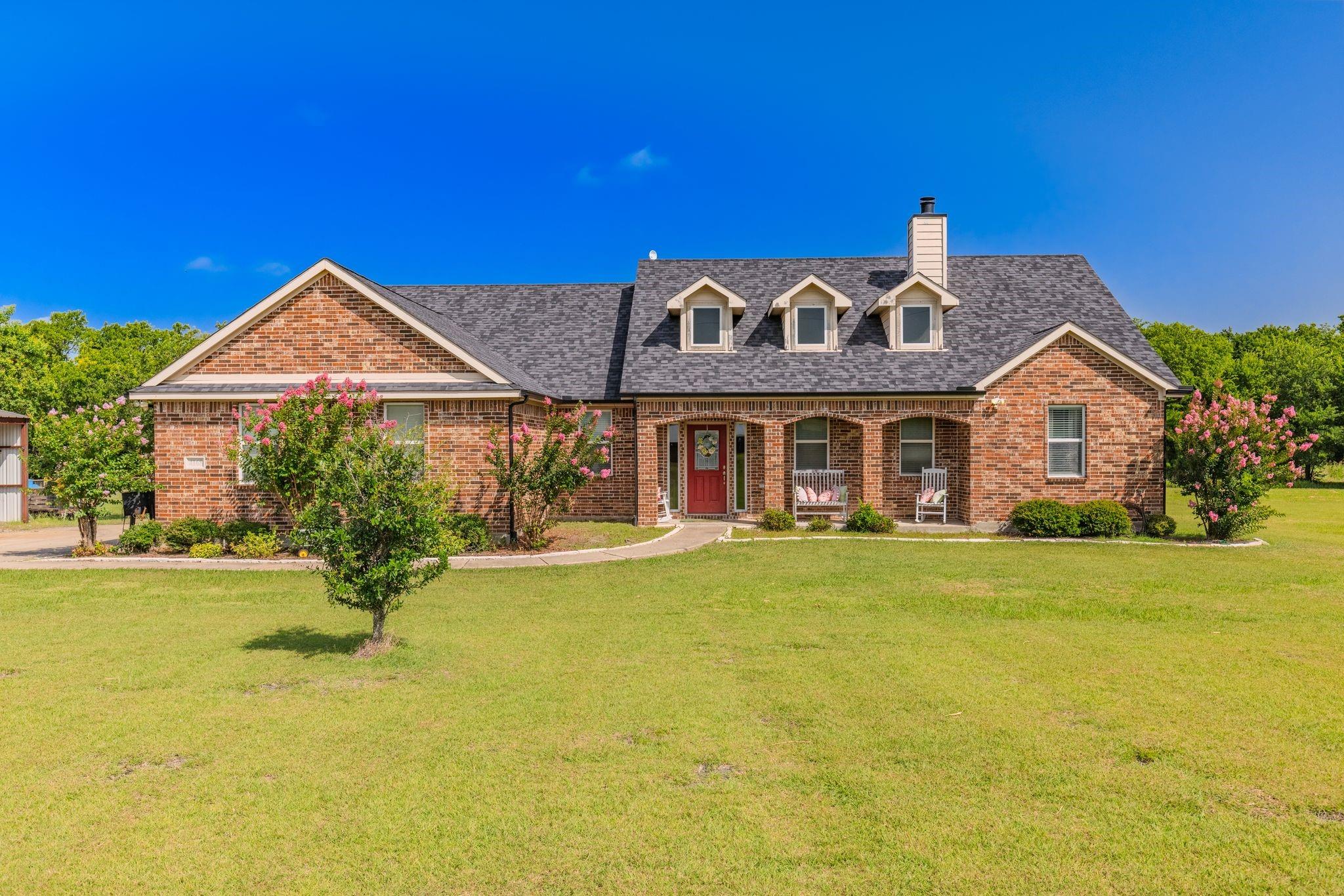 main property photo 2