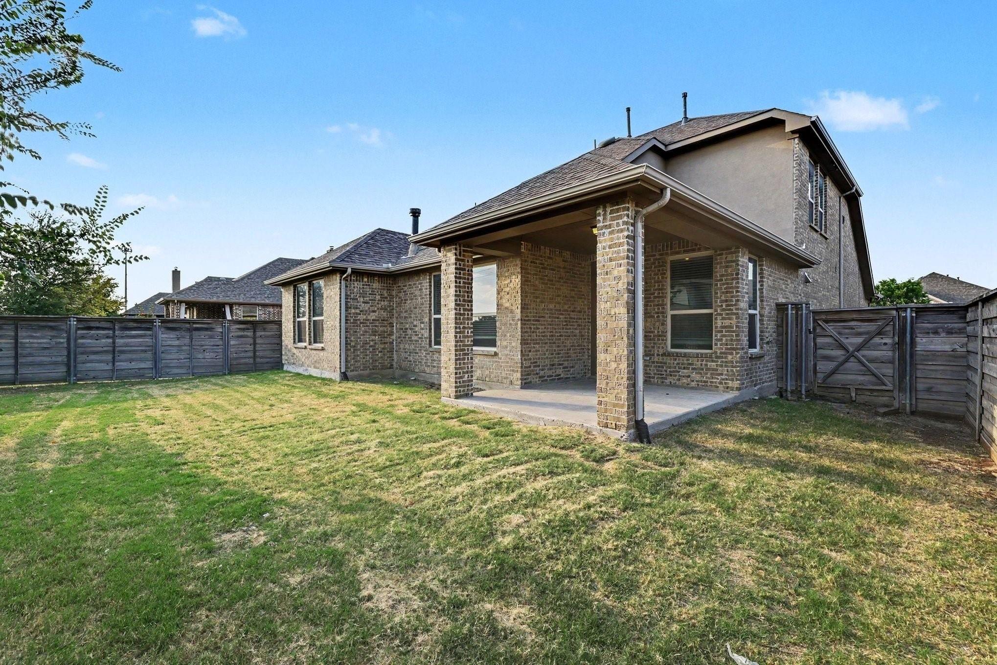 main property photo 37