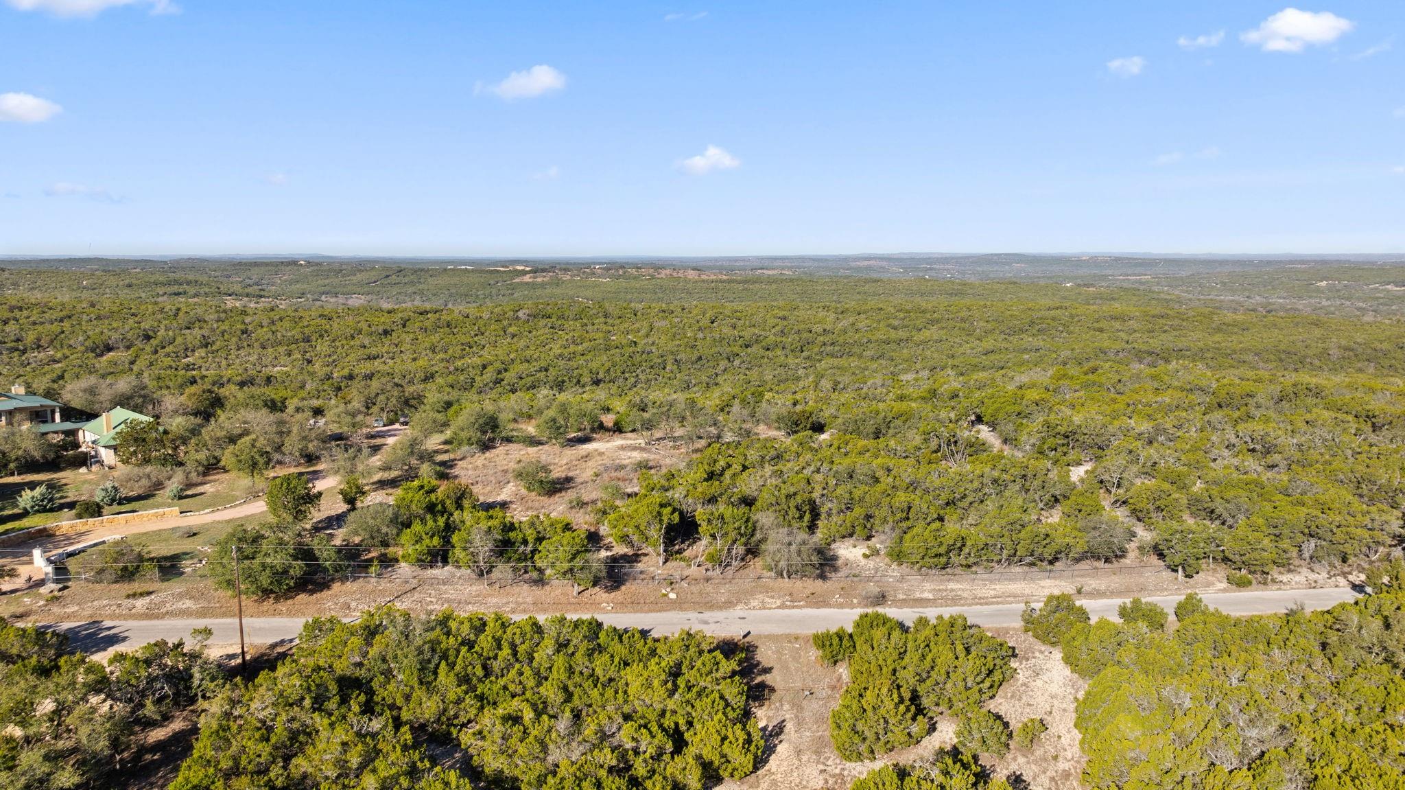 main property photo 10