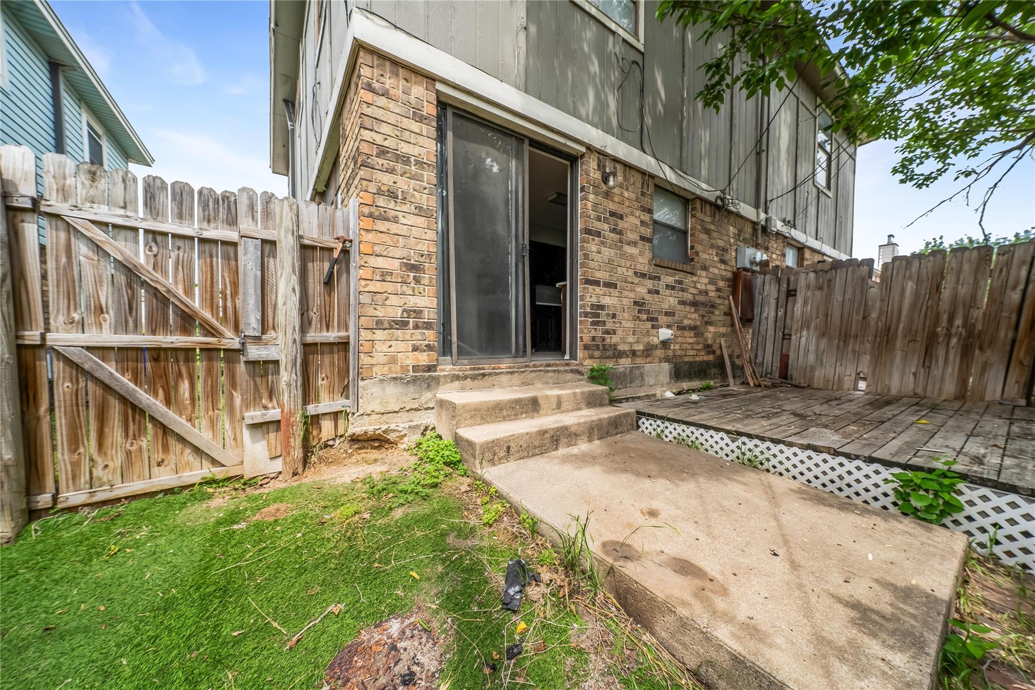 main property photo 9