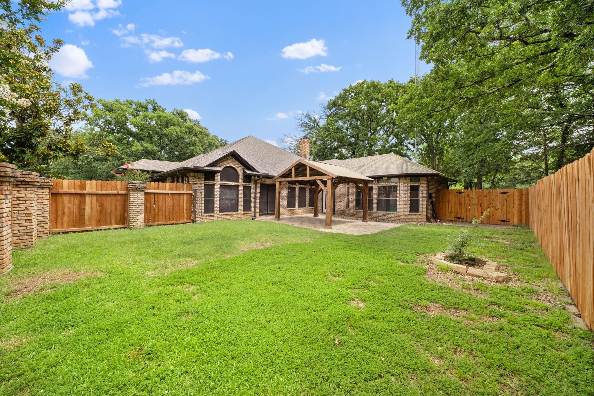 main property photo 24