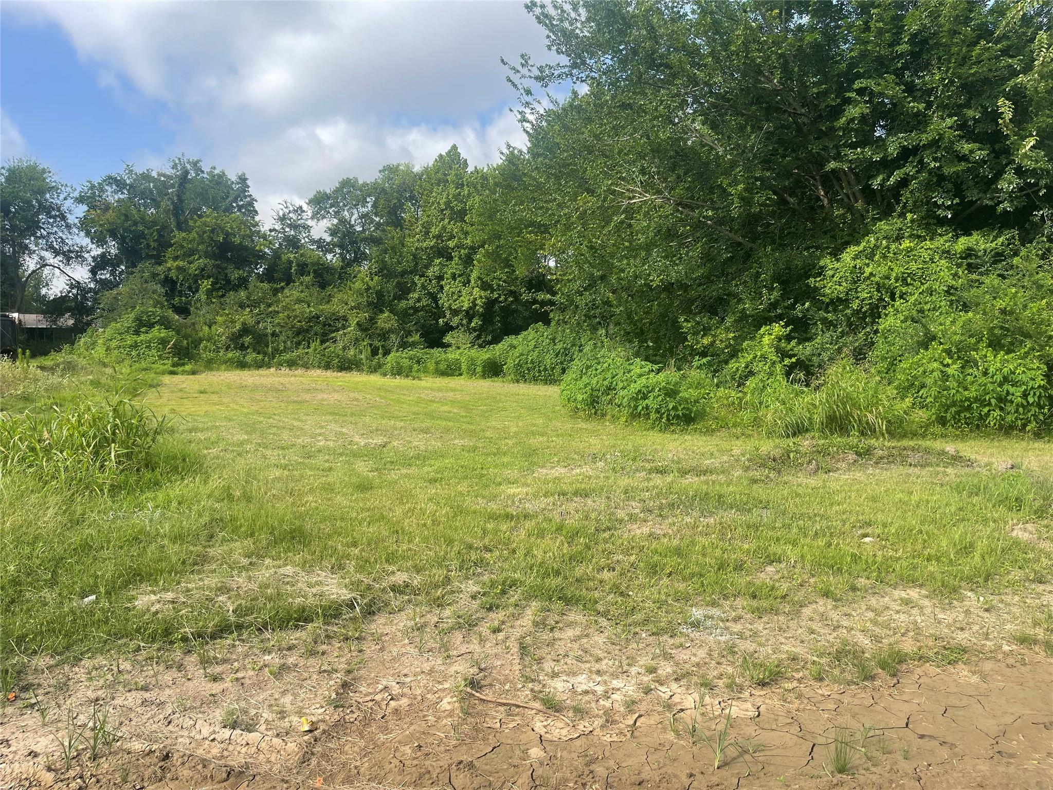 main property photo 0