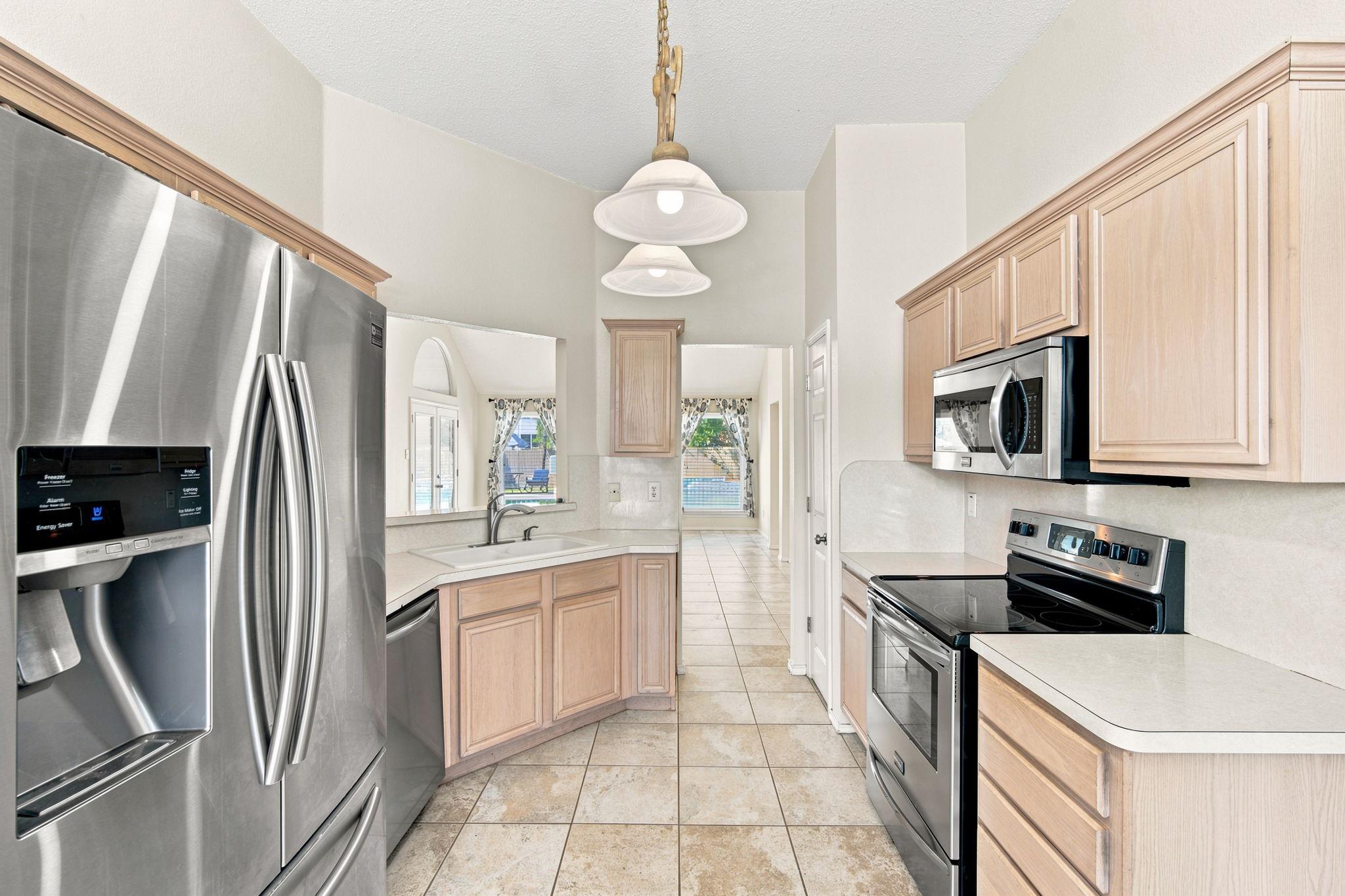 main property photo 26