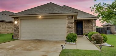 image of property with 3 Bed | 2 Bath | 1,455 Sqft
