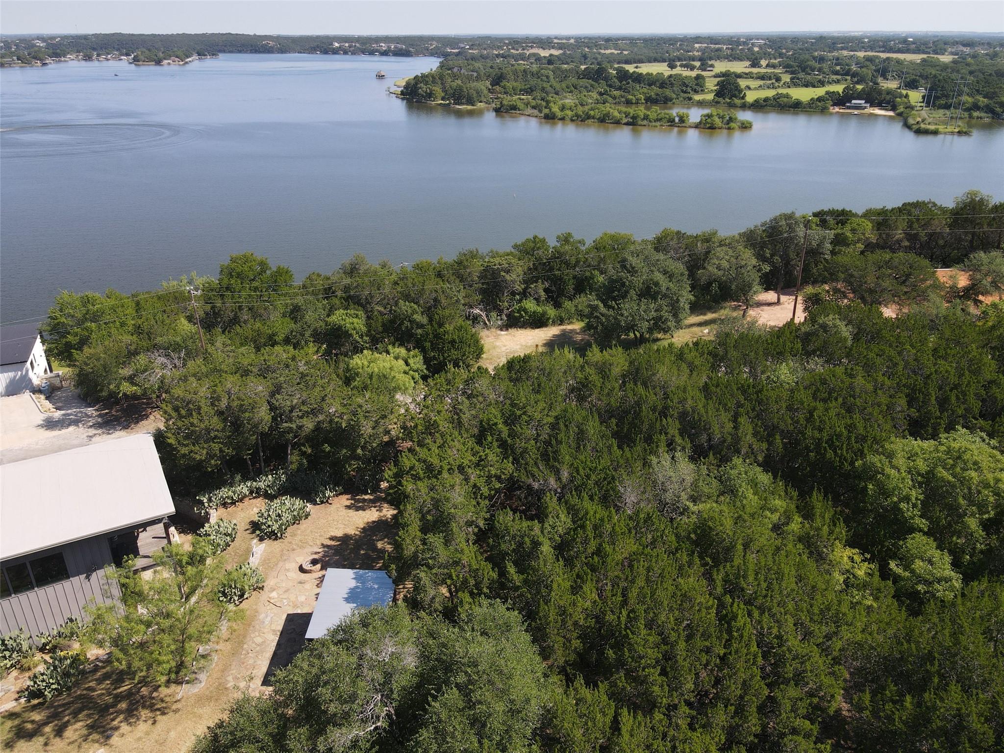 main property photo 18