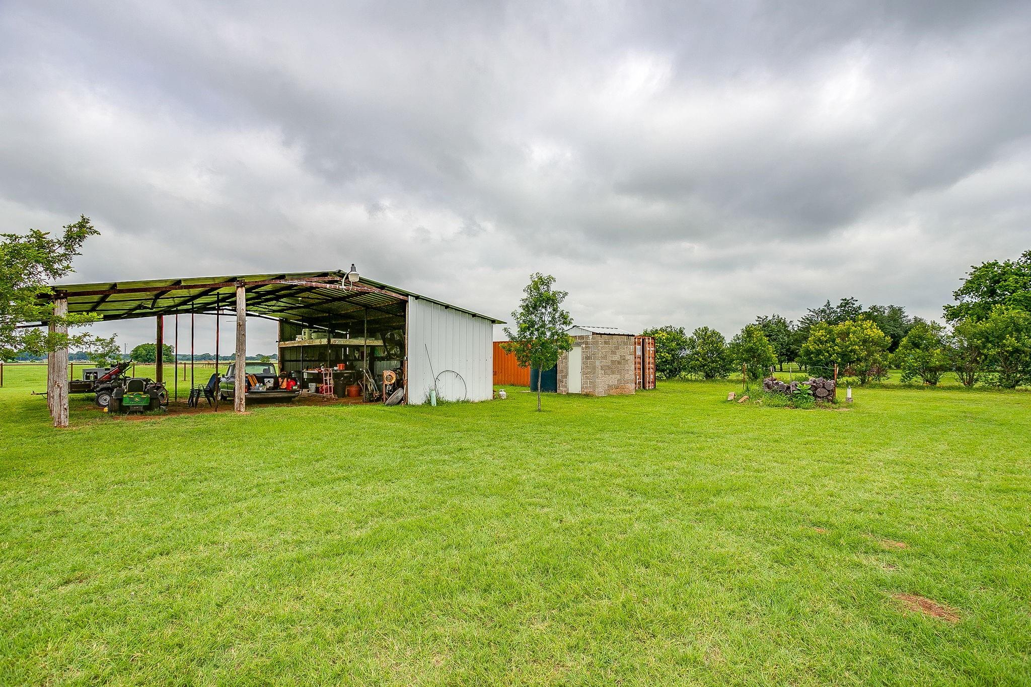 main property photo 26