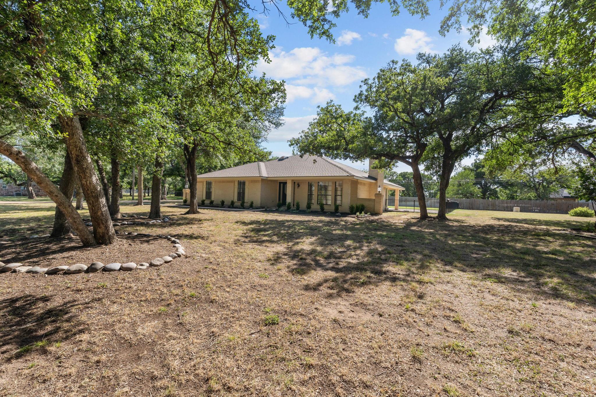property viewer photo 4