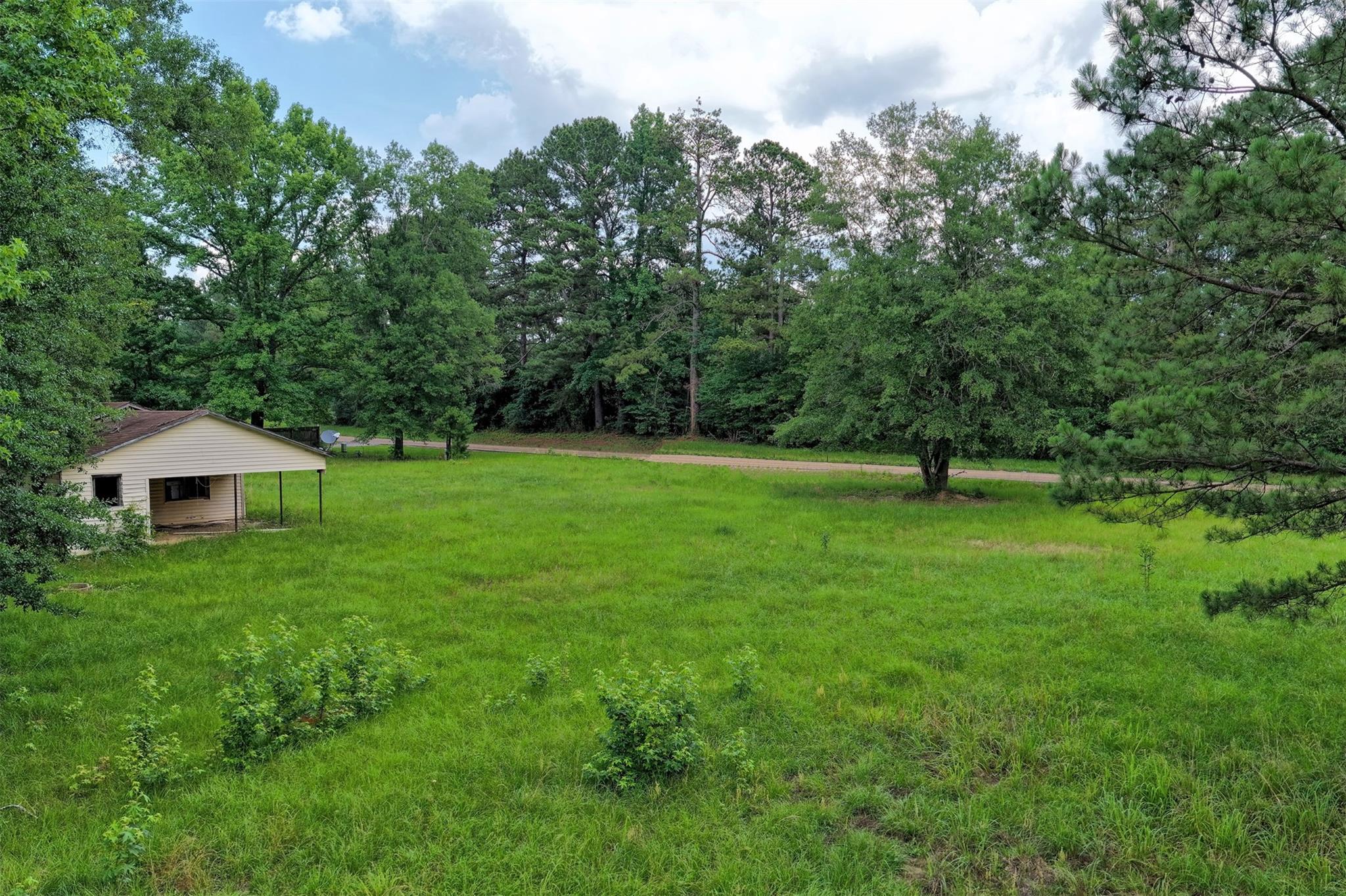 main property photo 7
