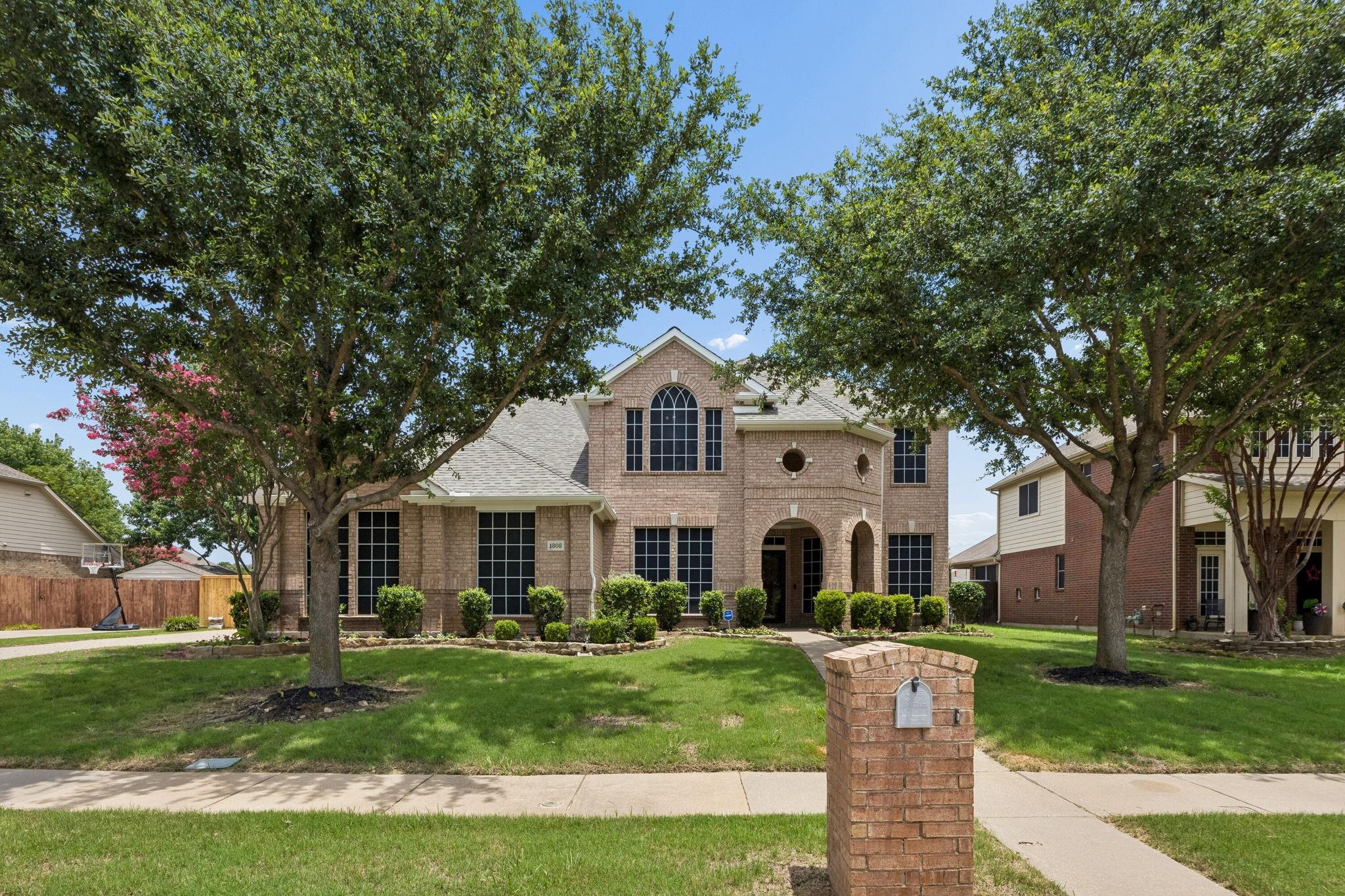 main property photo 3