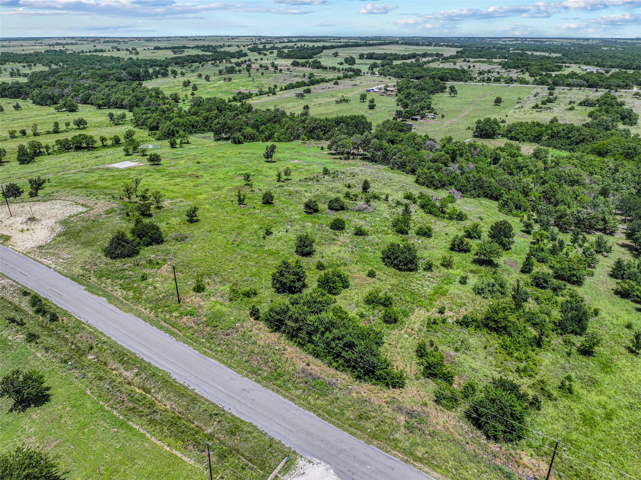 main property photo 10