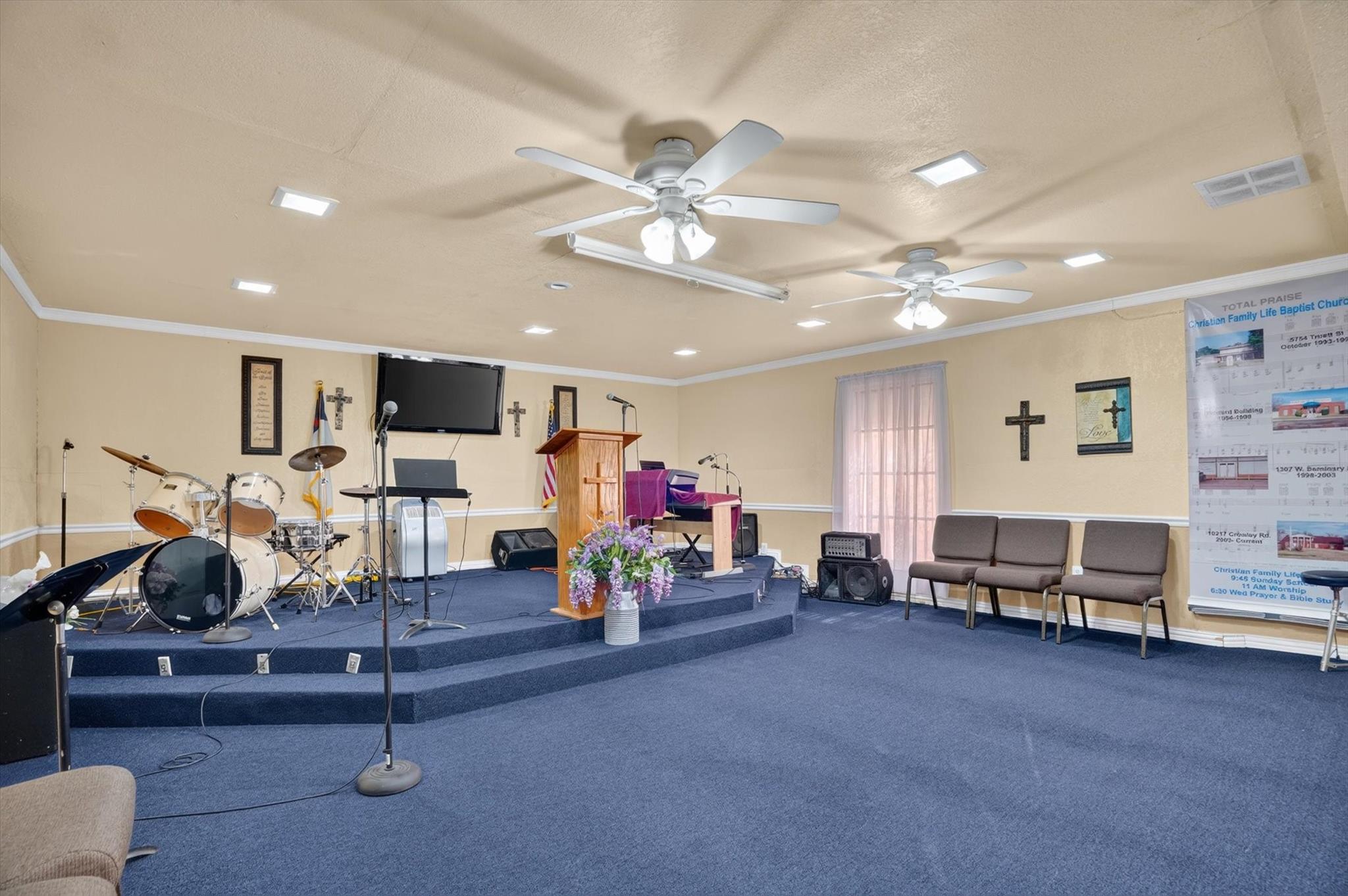main property photo 9