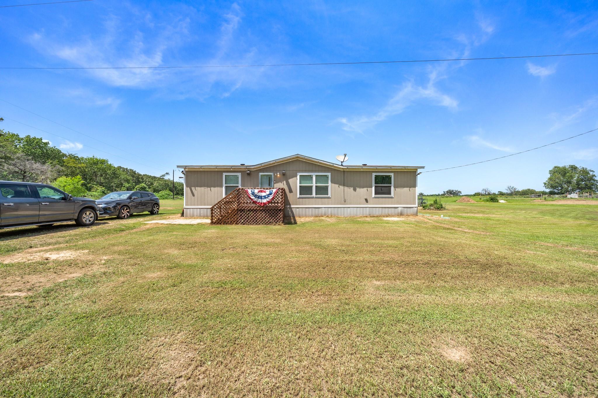 main property photo 22