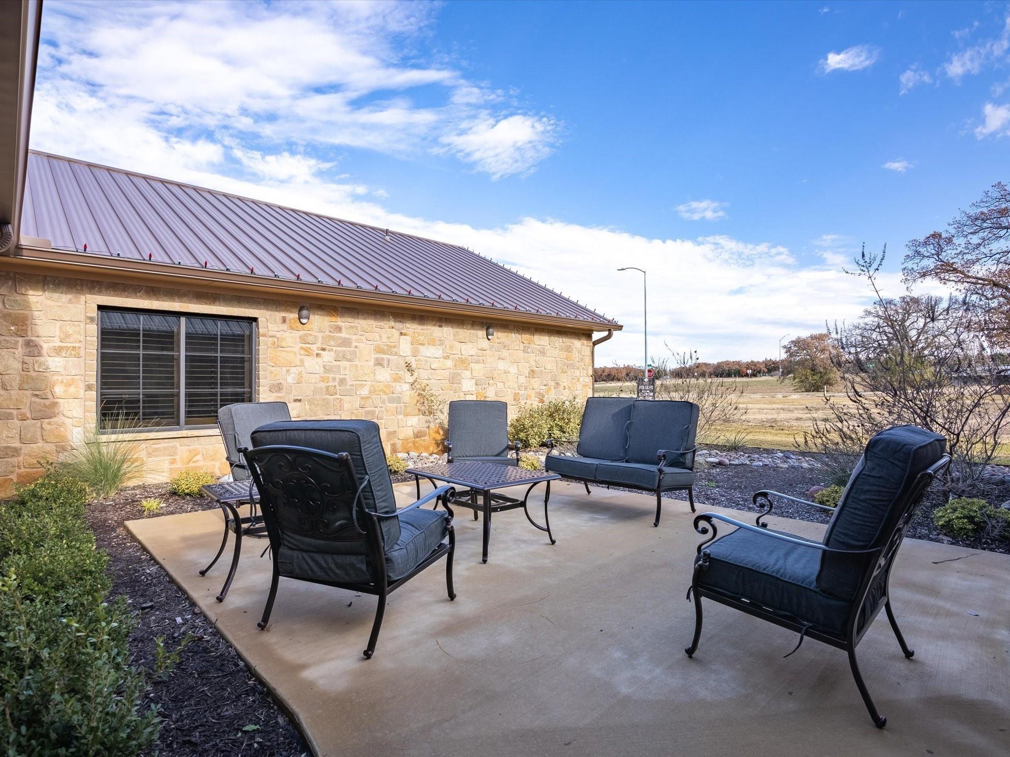 main property photo 12