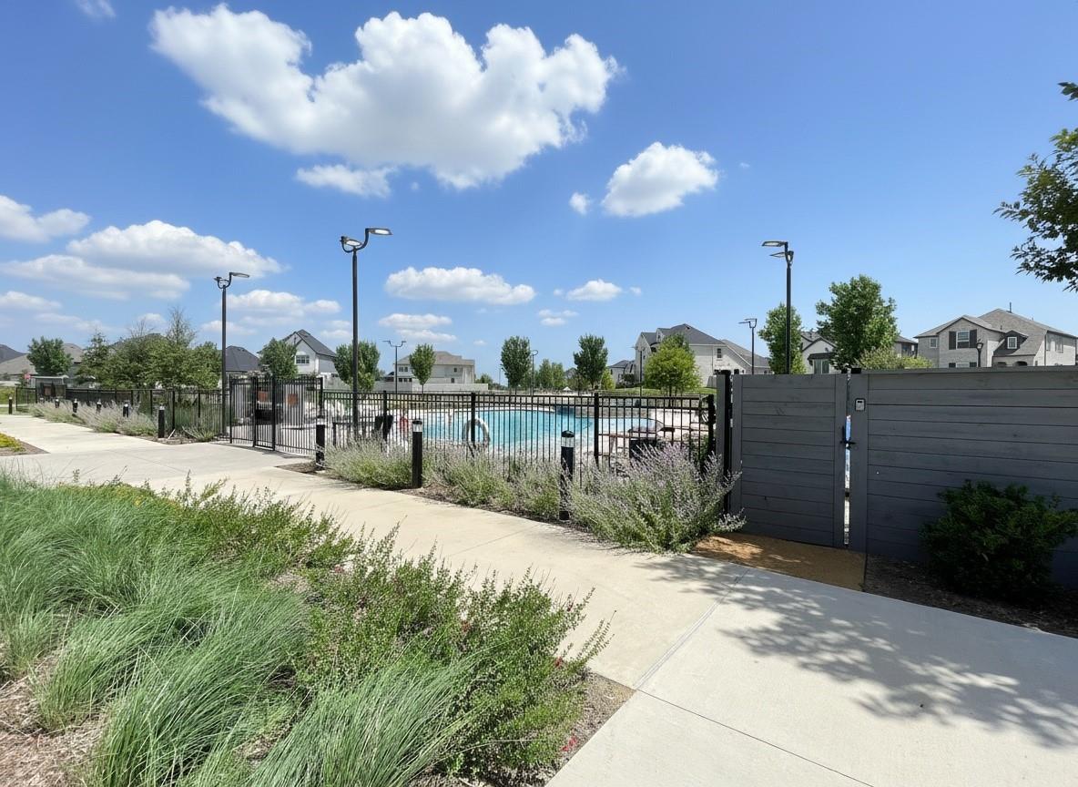 property viewer photo 27