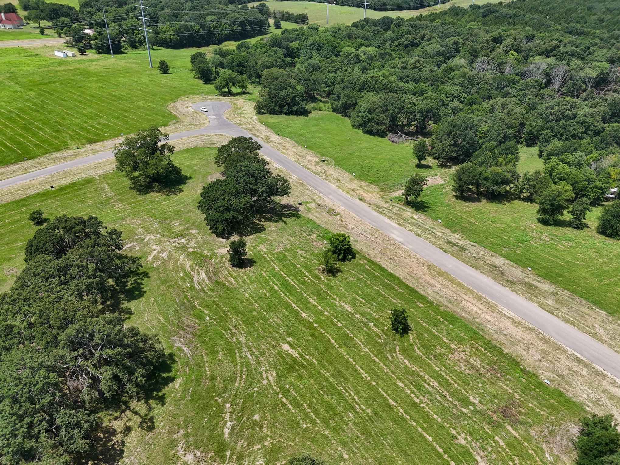 main property photo 31