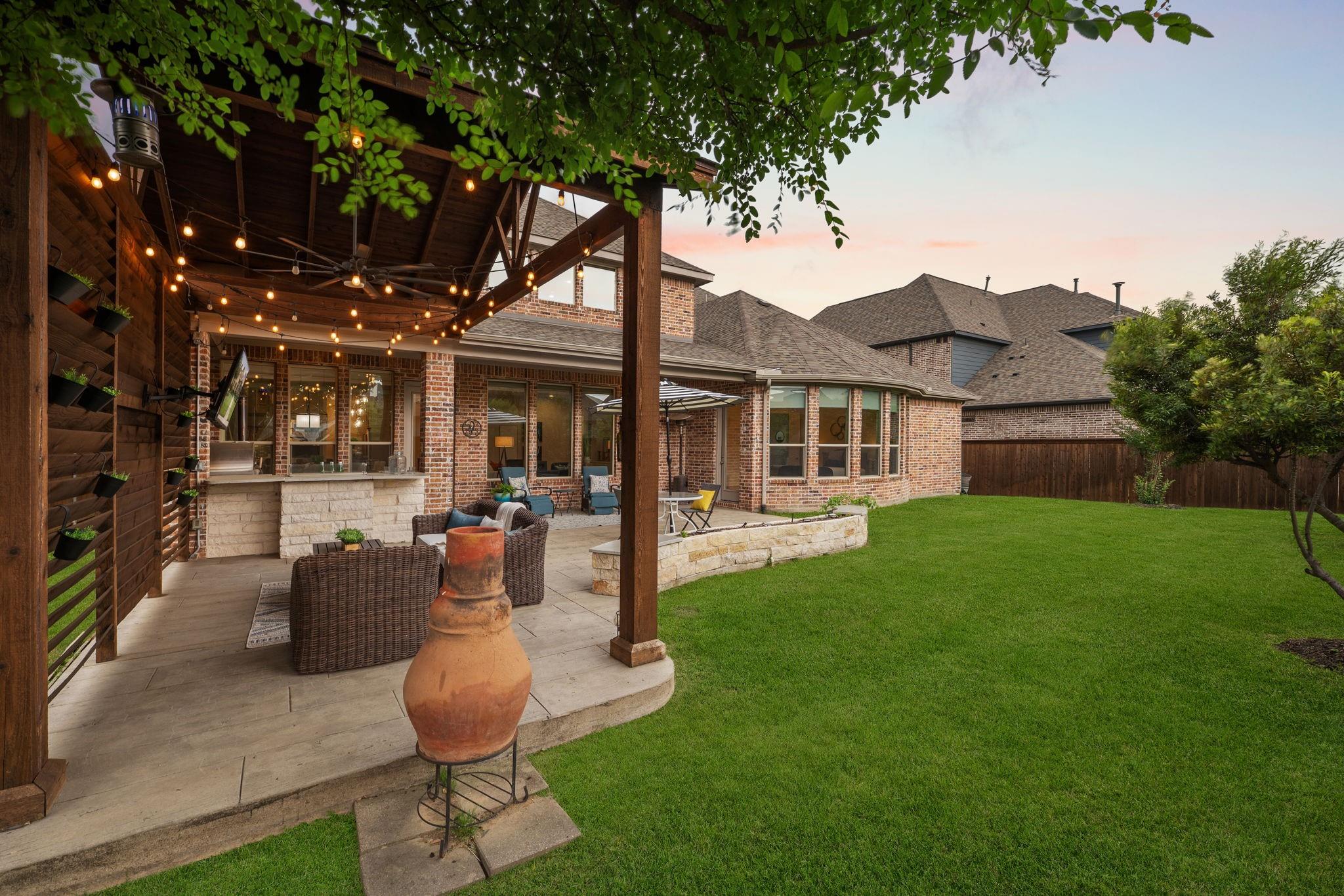 main property photo 34