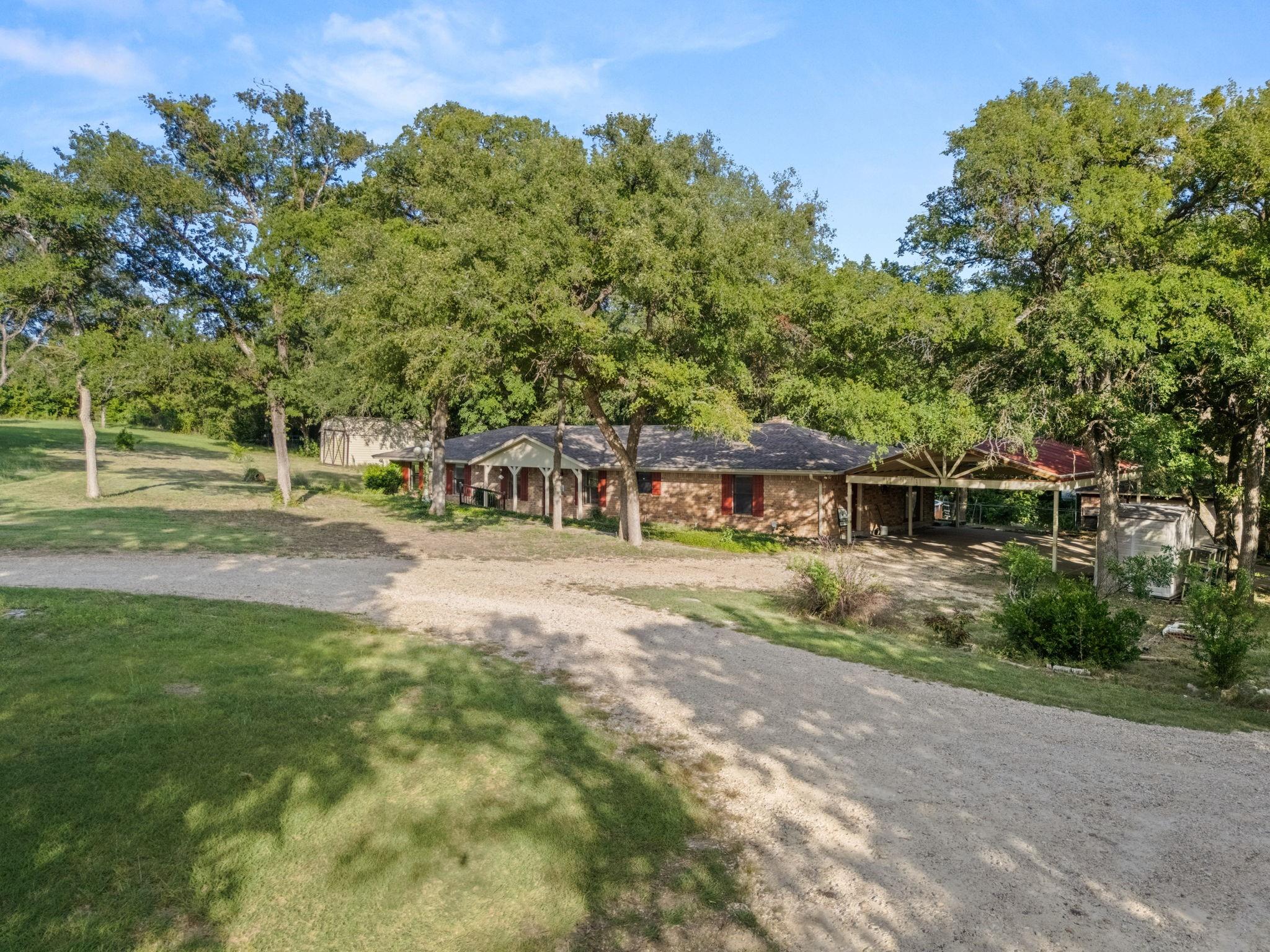 main property photo 33