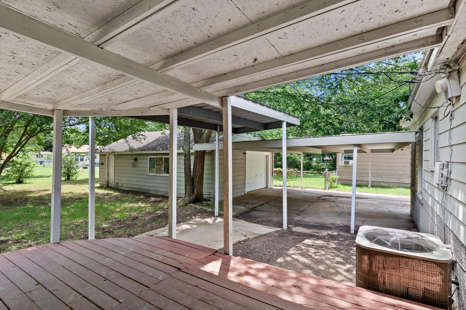 main property photo 28