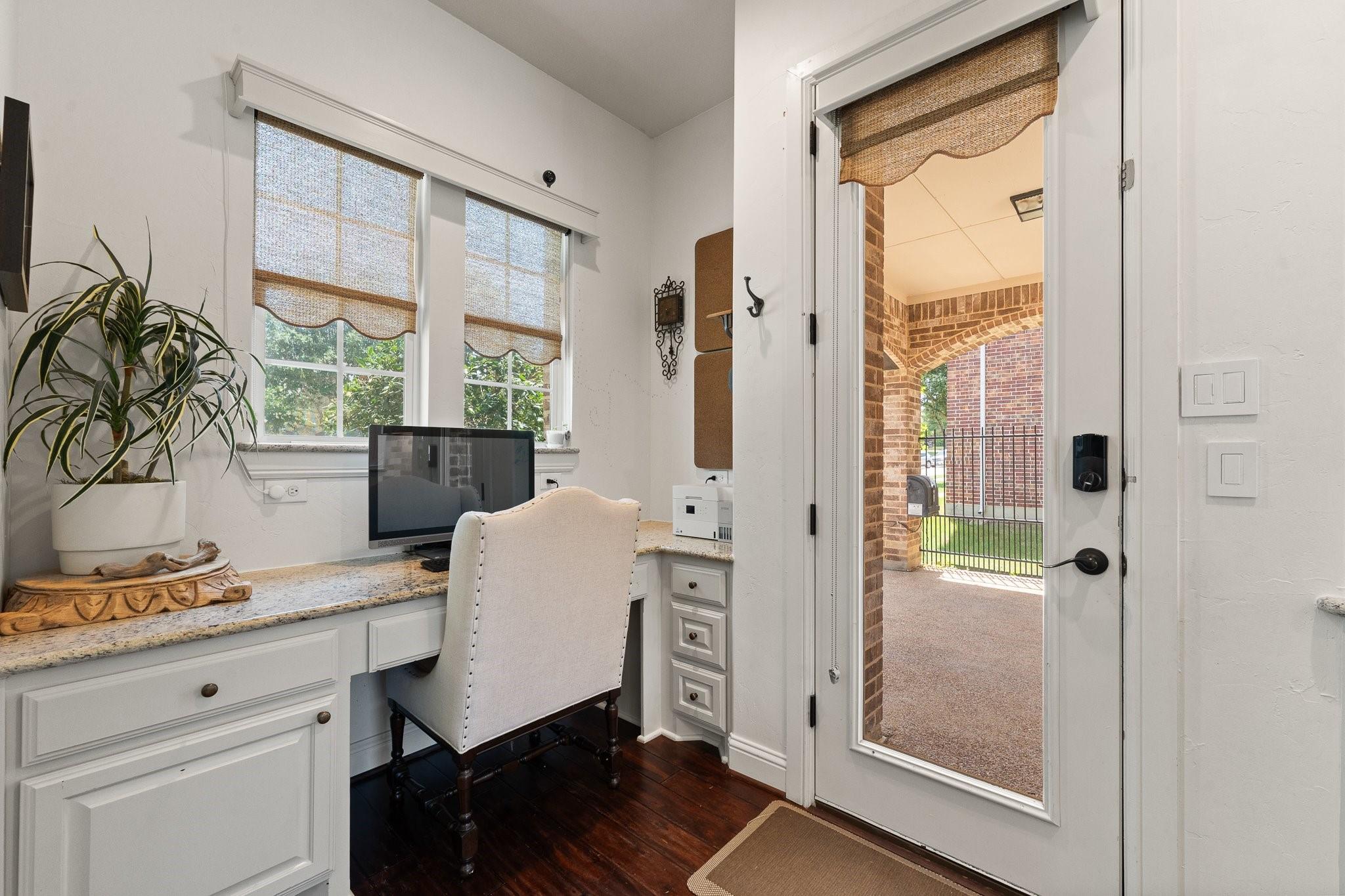 main property photo 10