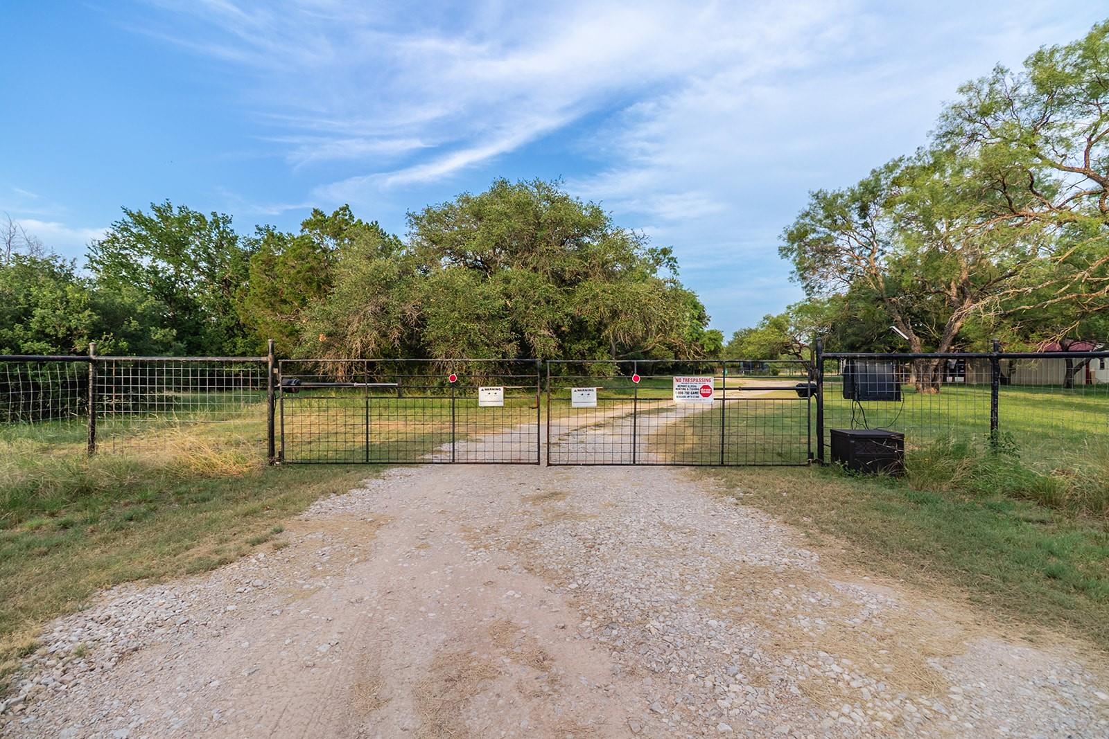 main property photo 37
