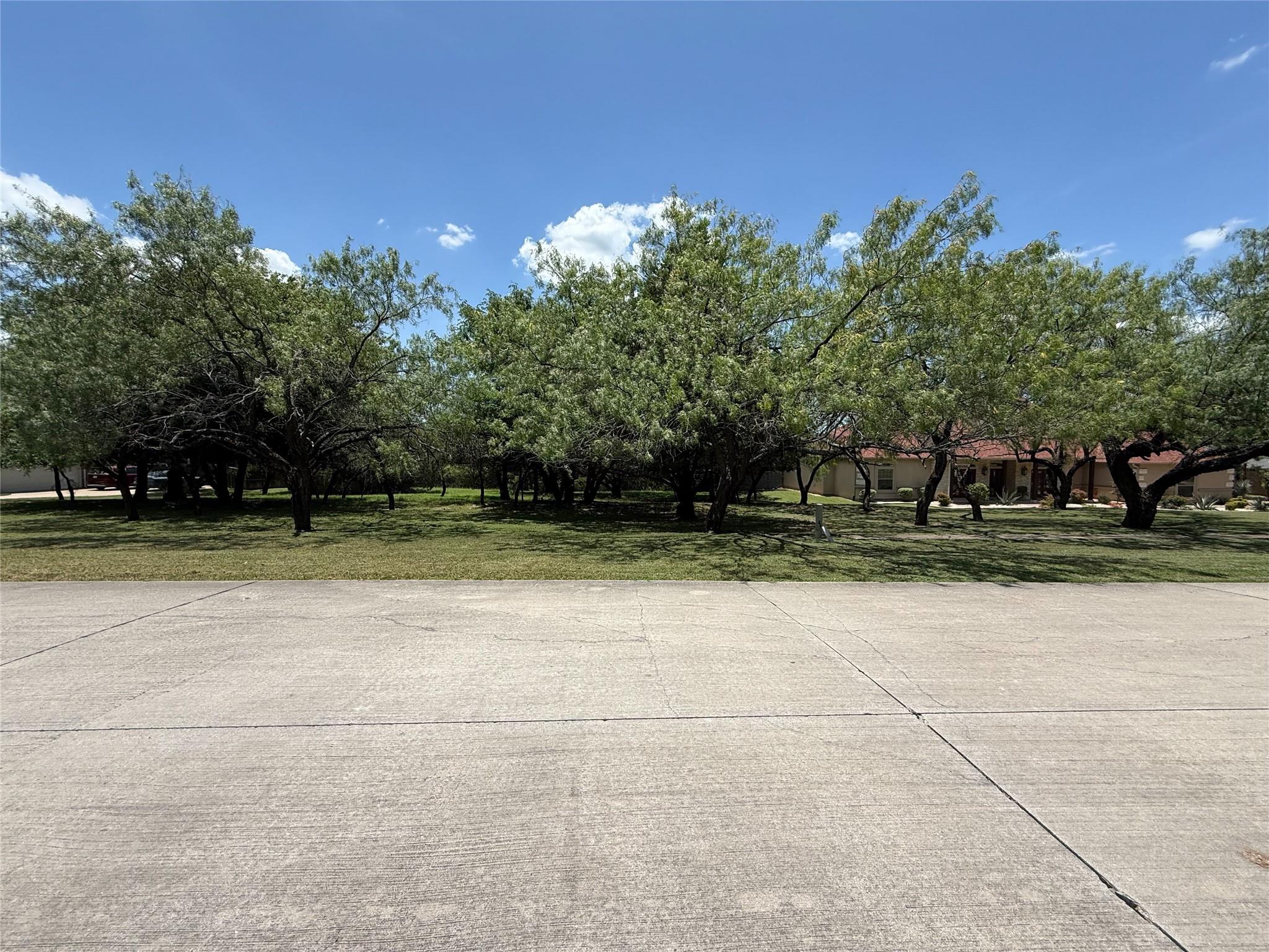 main property photo 38