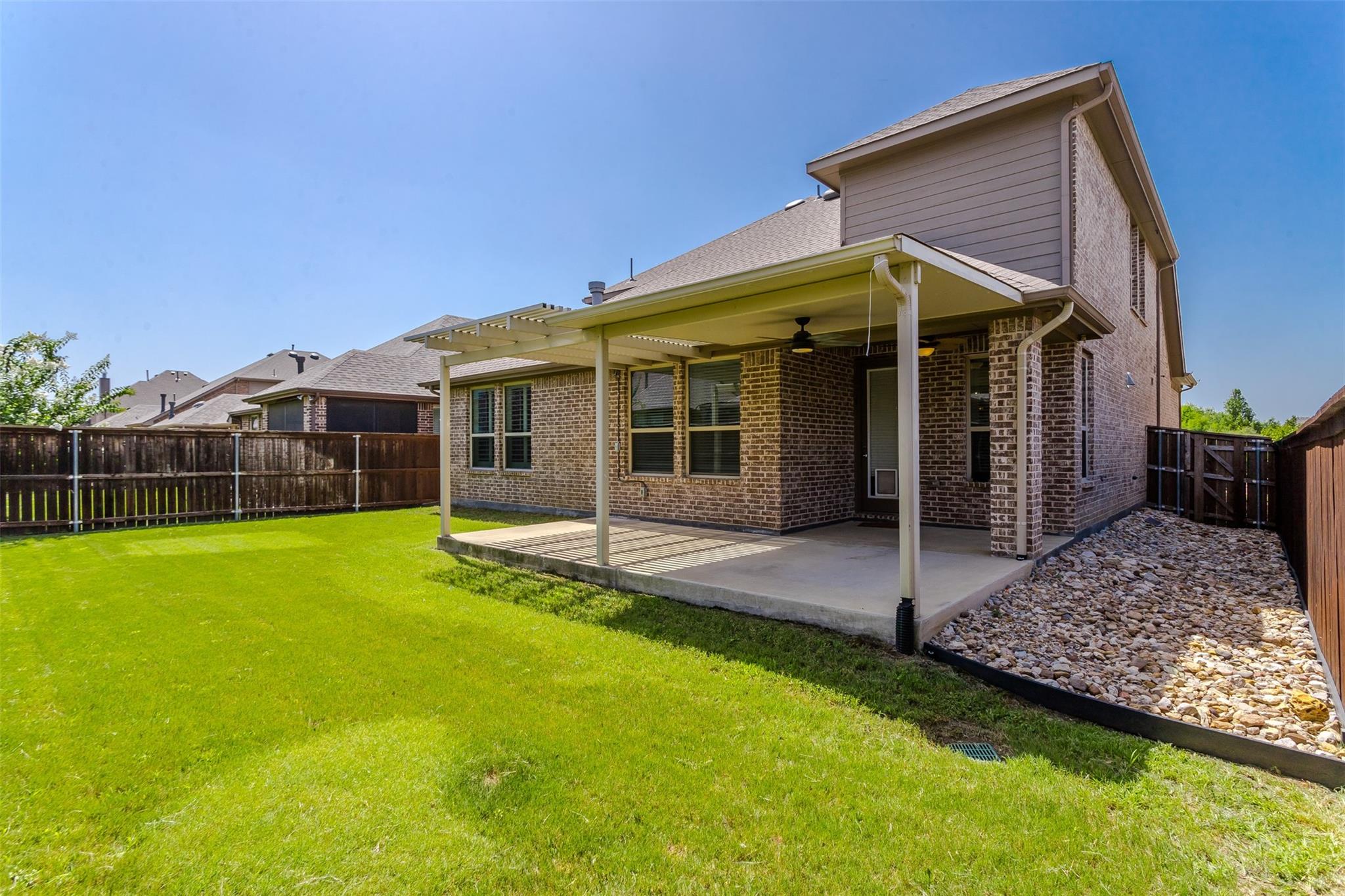main property photo 35