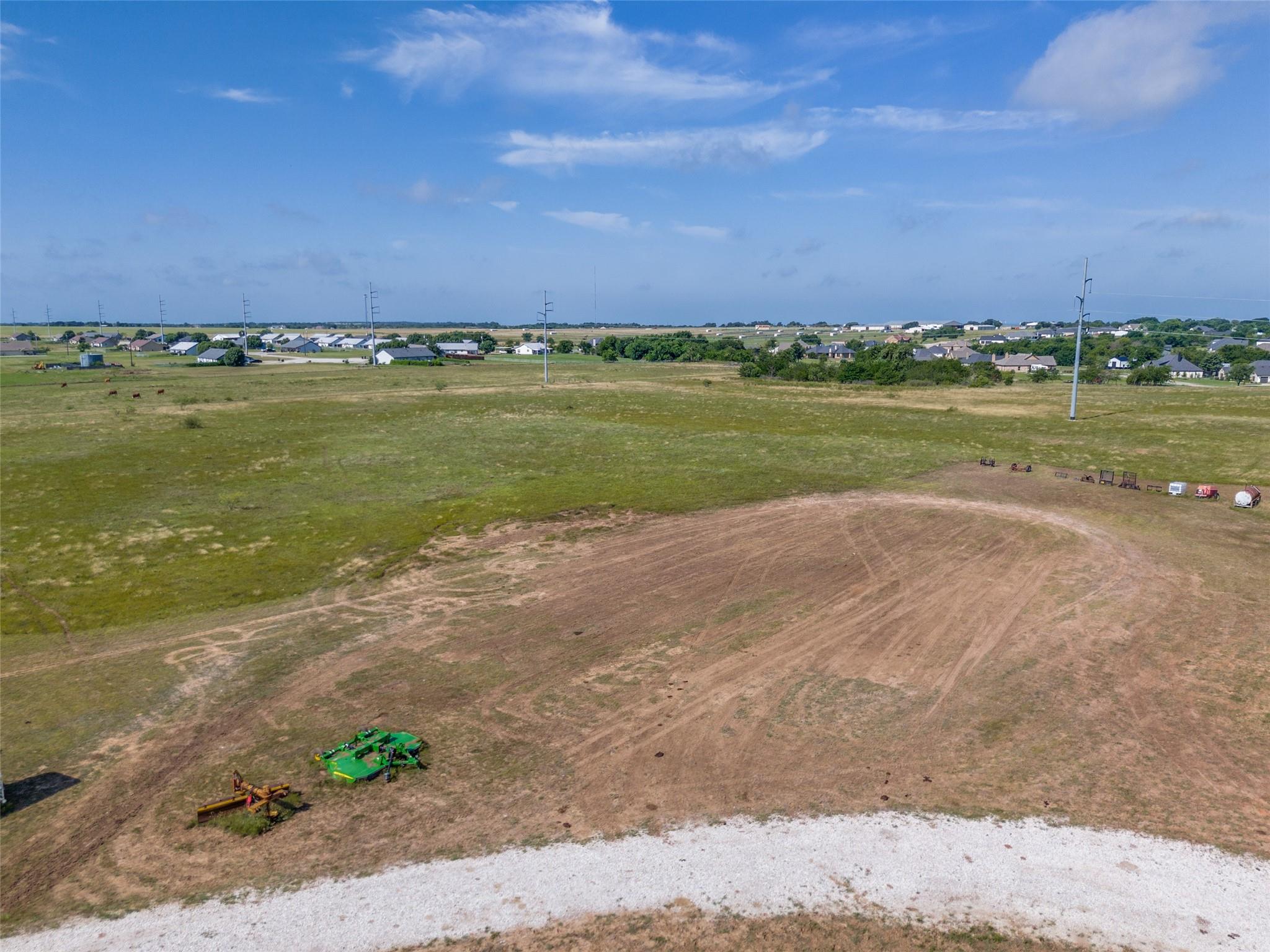 main property photo 25