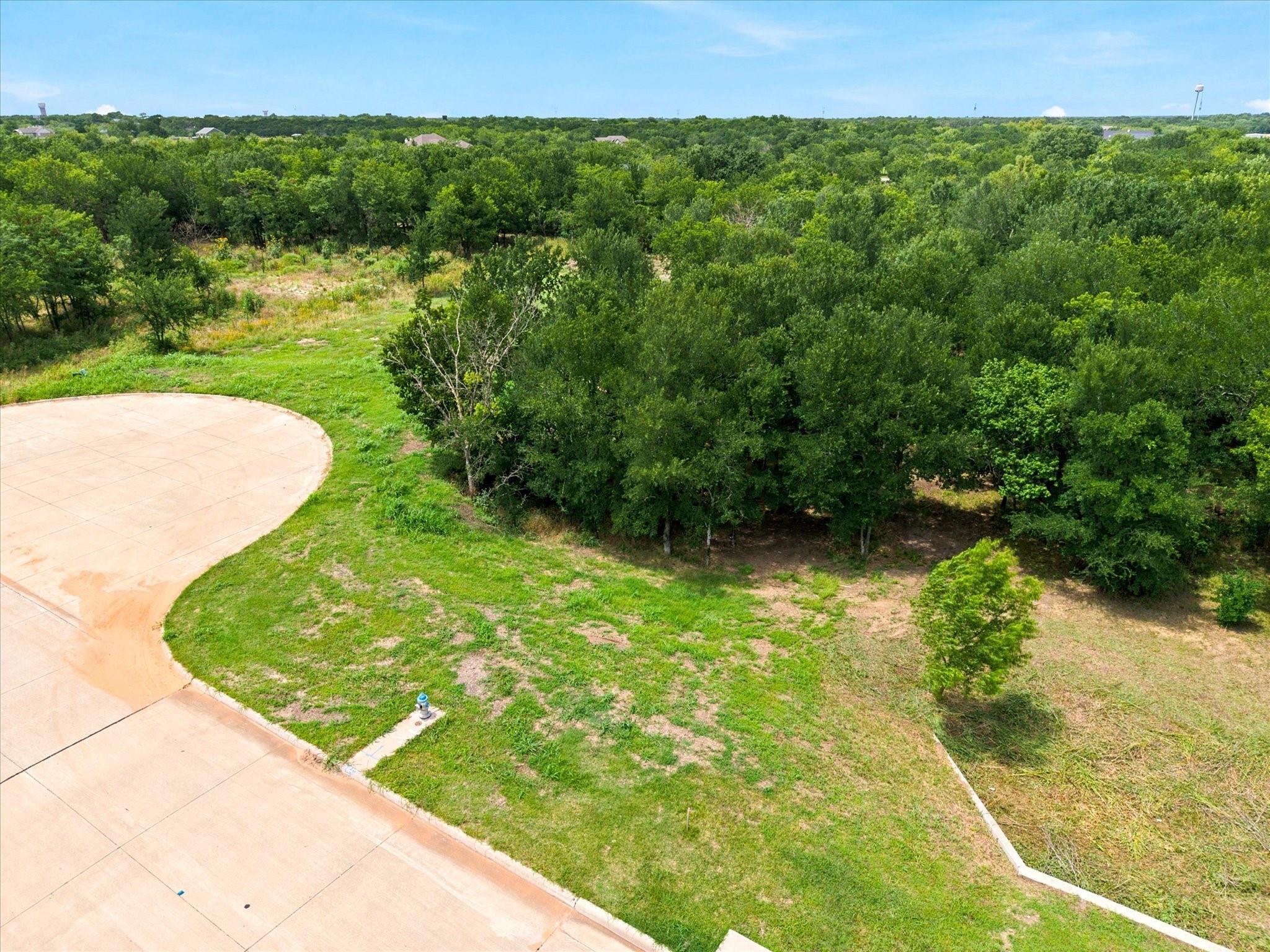 main property photo 12