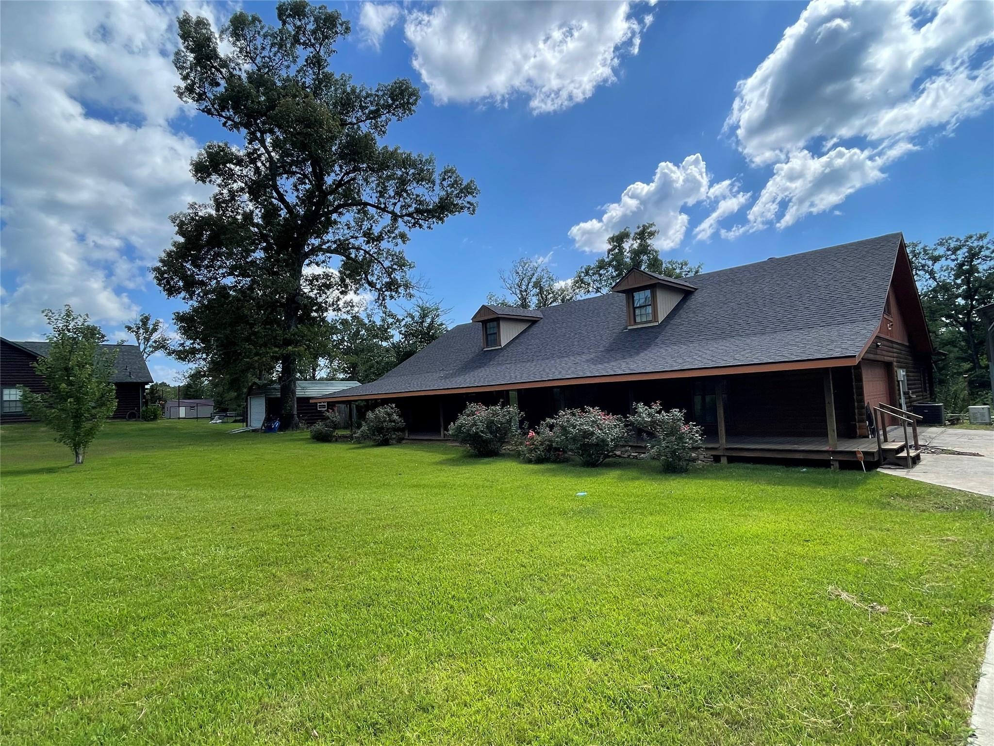main property photo 0