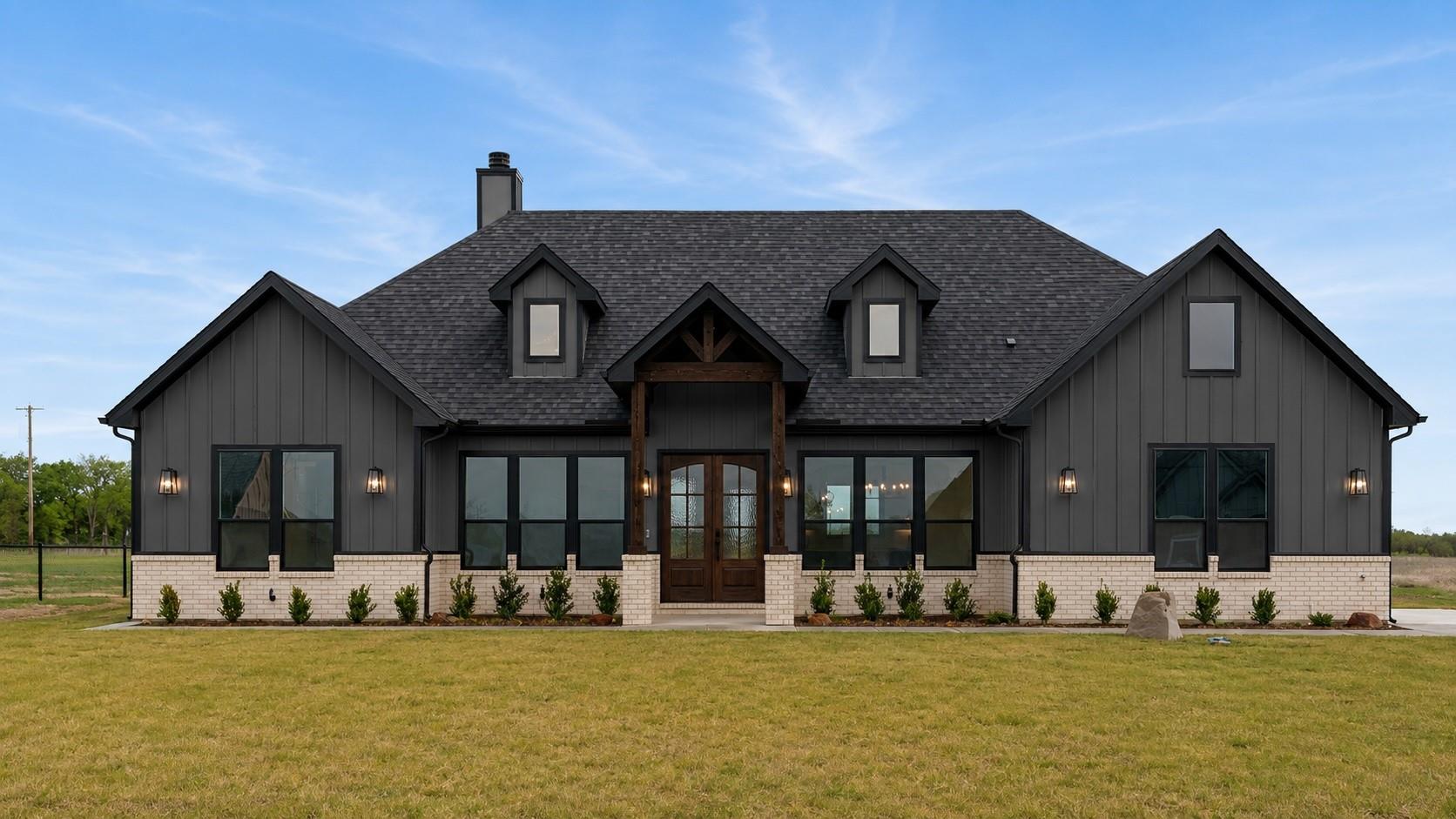 main property photo 0