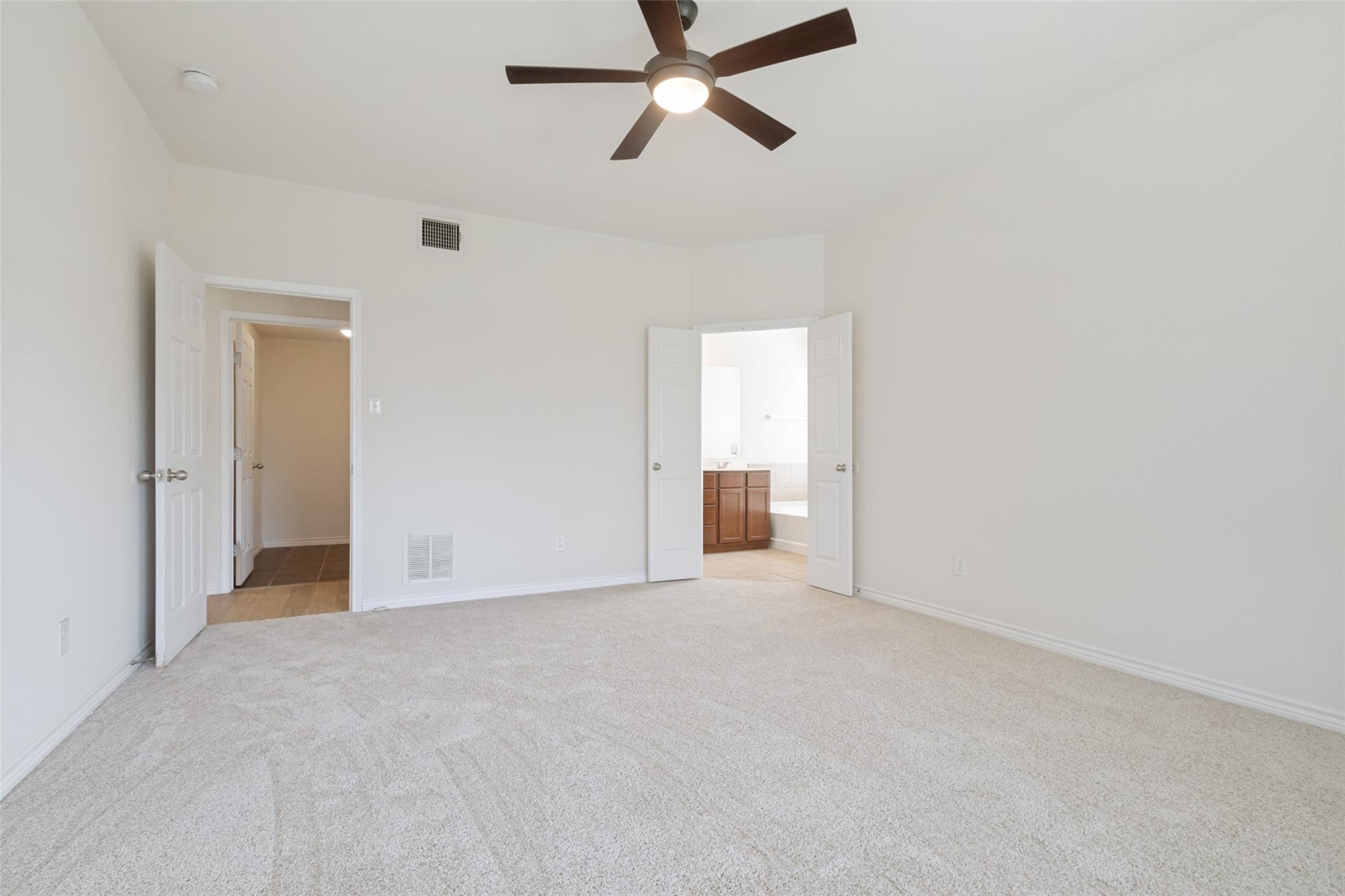 property viewer photo 19
