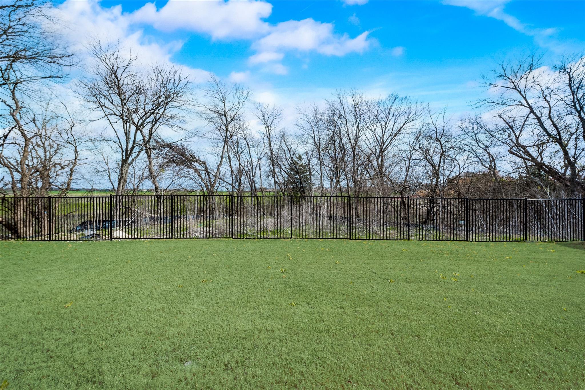 main property photo 19