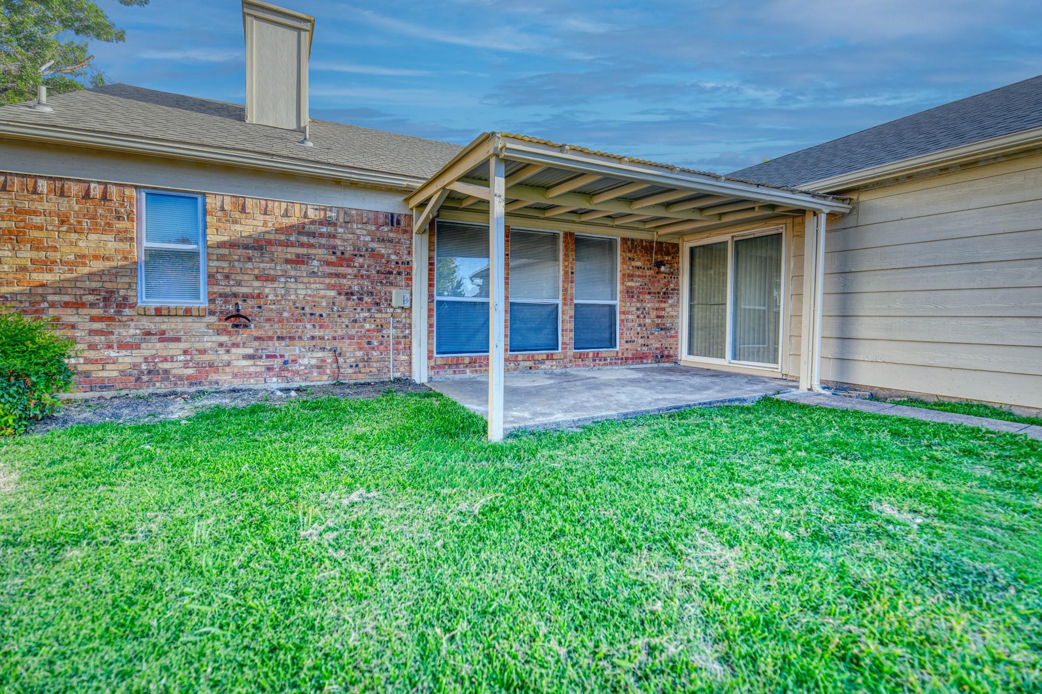 main property photo 35