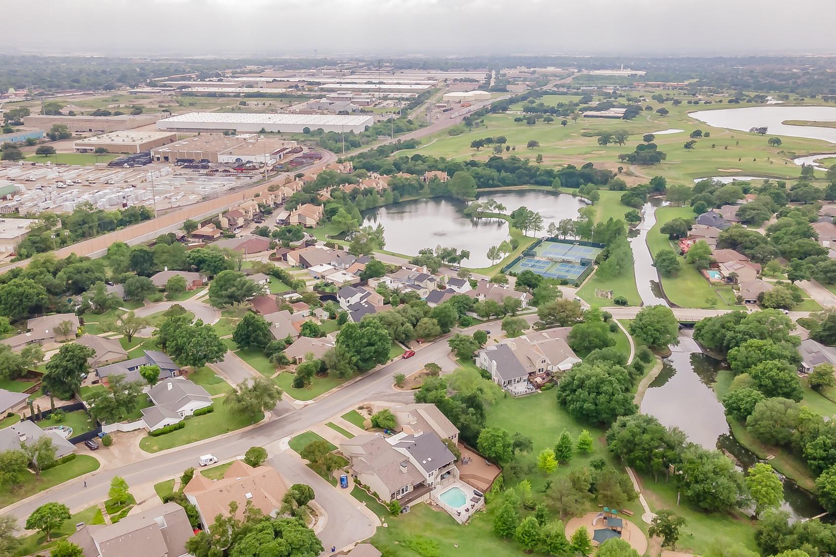 main property photo 35