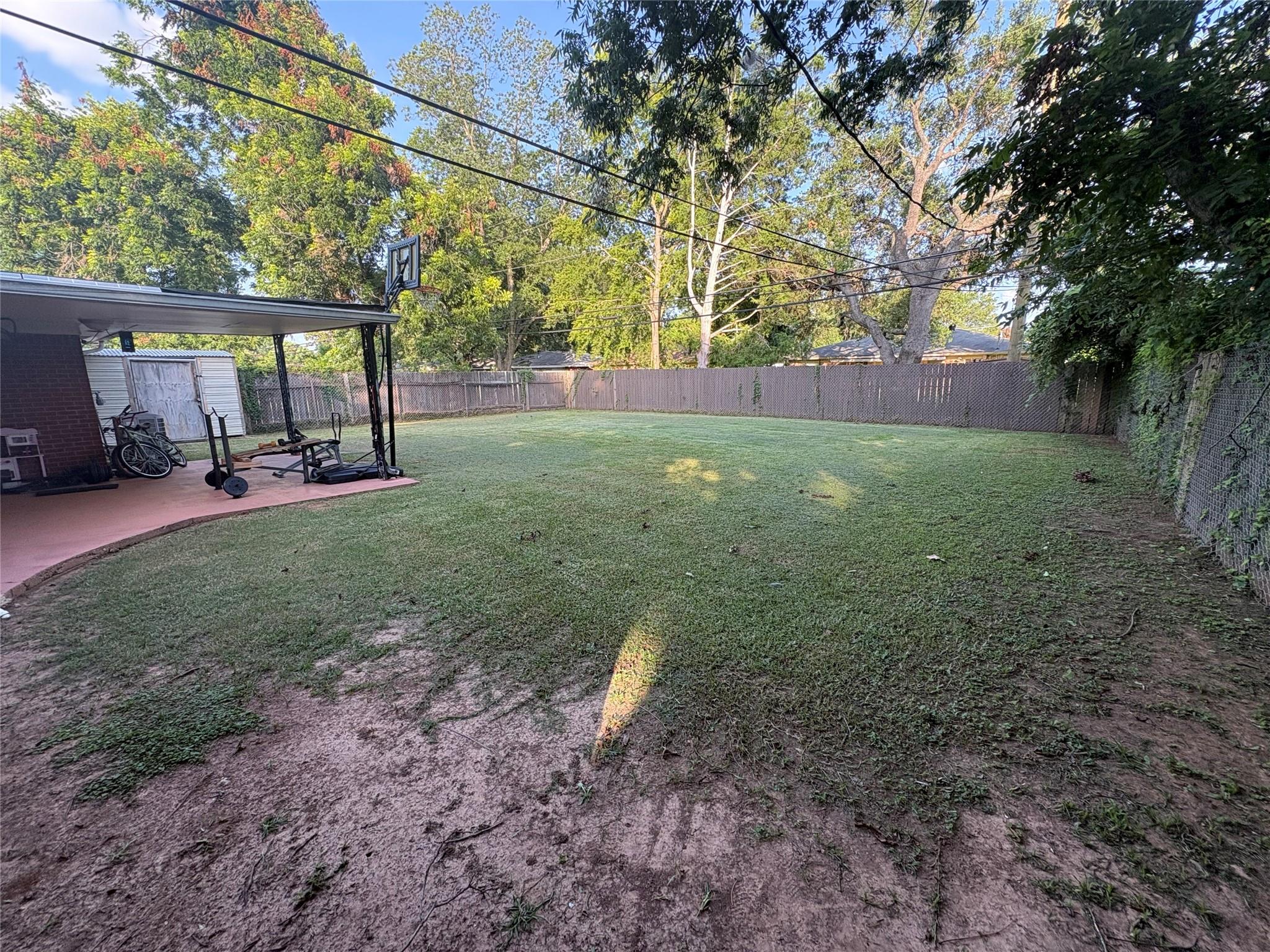 main property photo 15