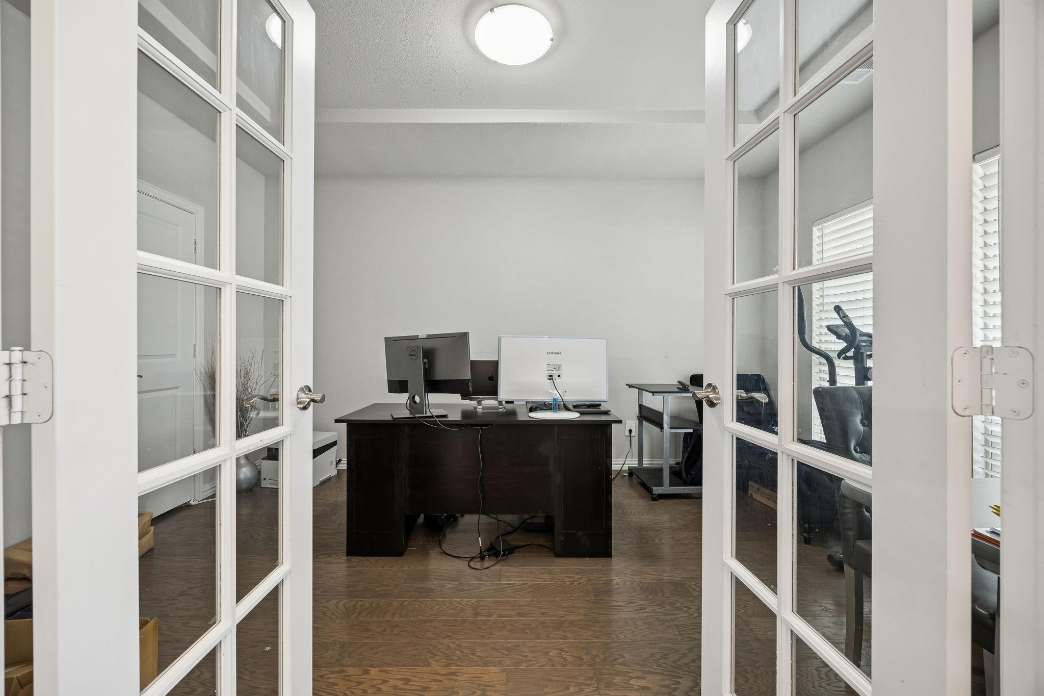 main property photo 18