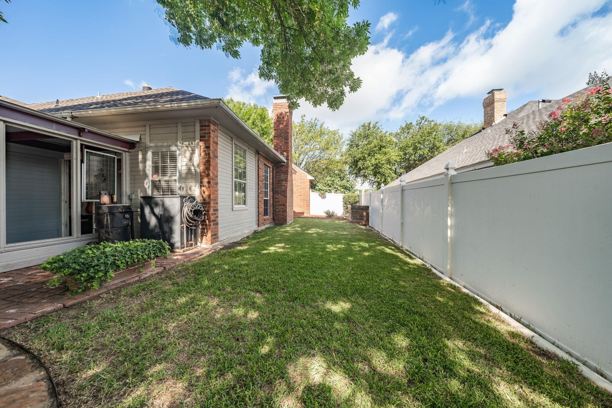 main property photo 32