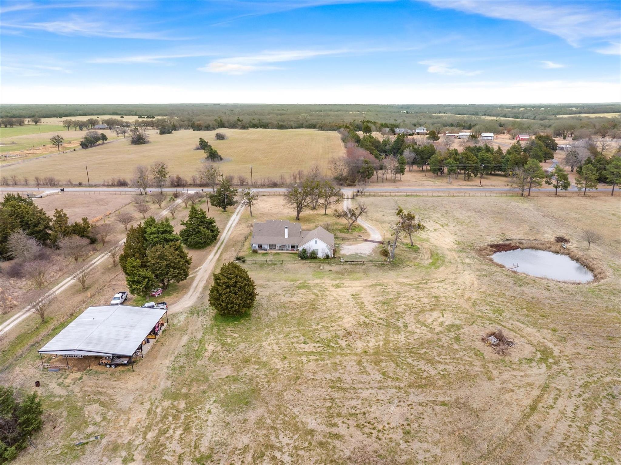 main property photo 8