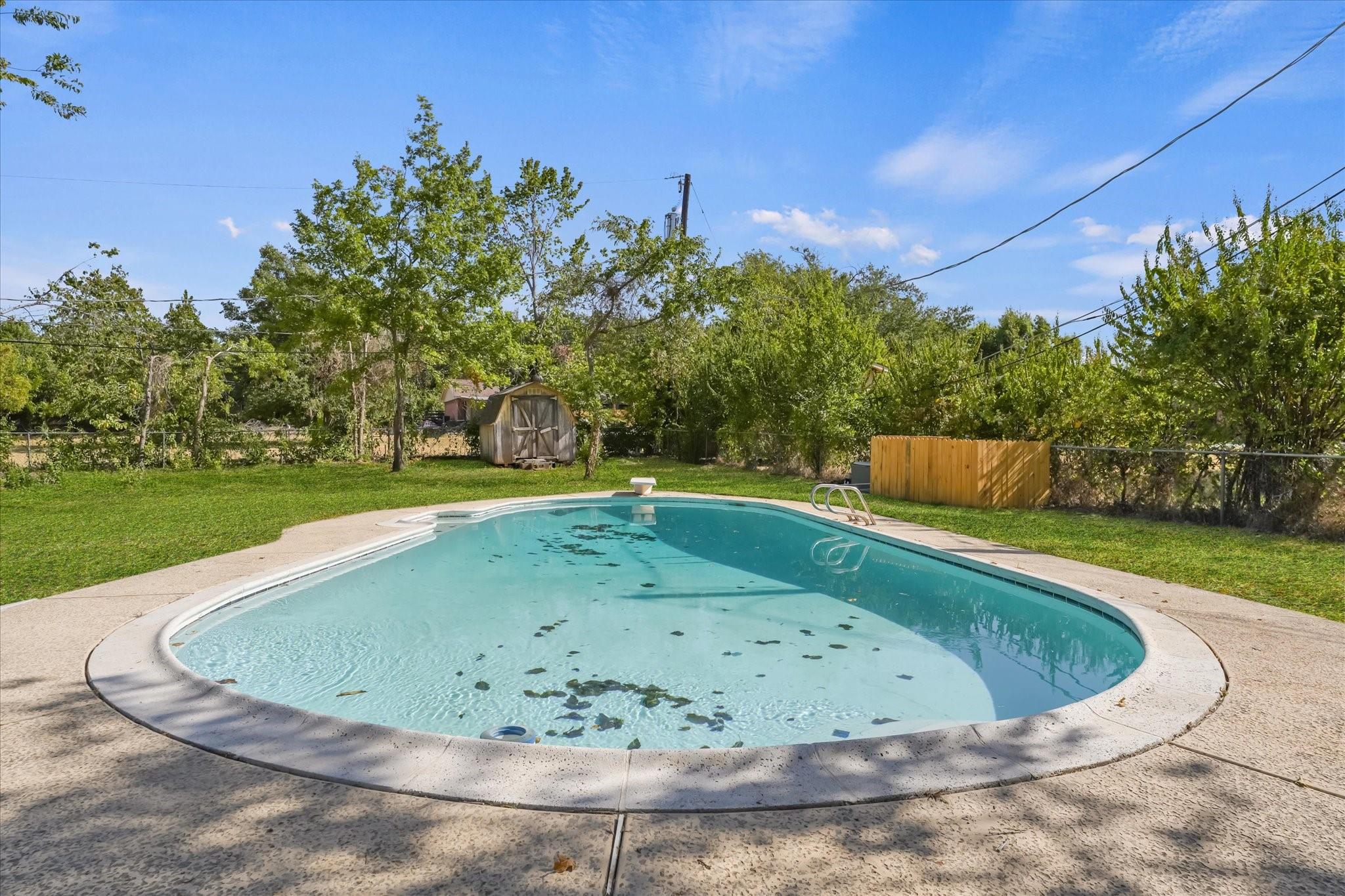 main property photo 20