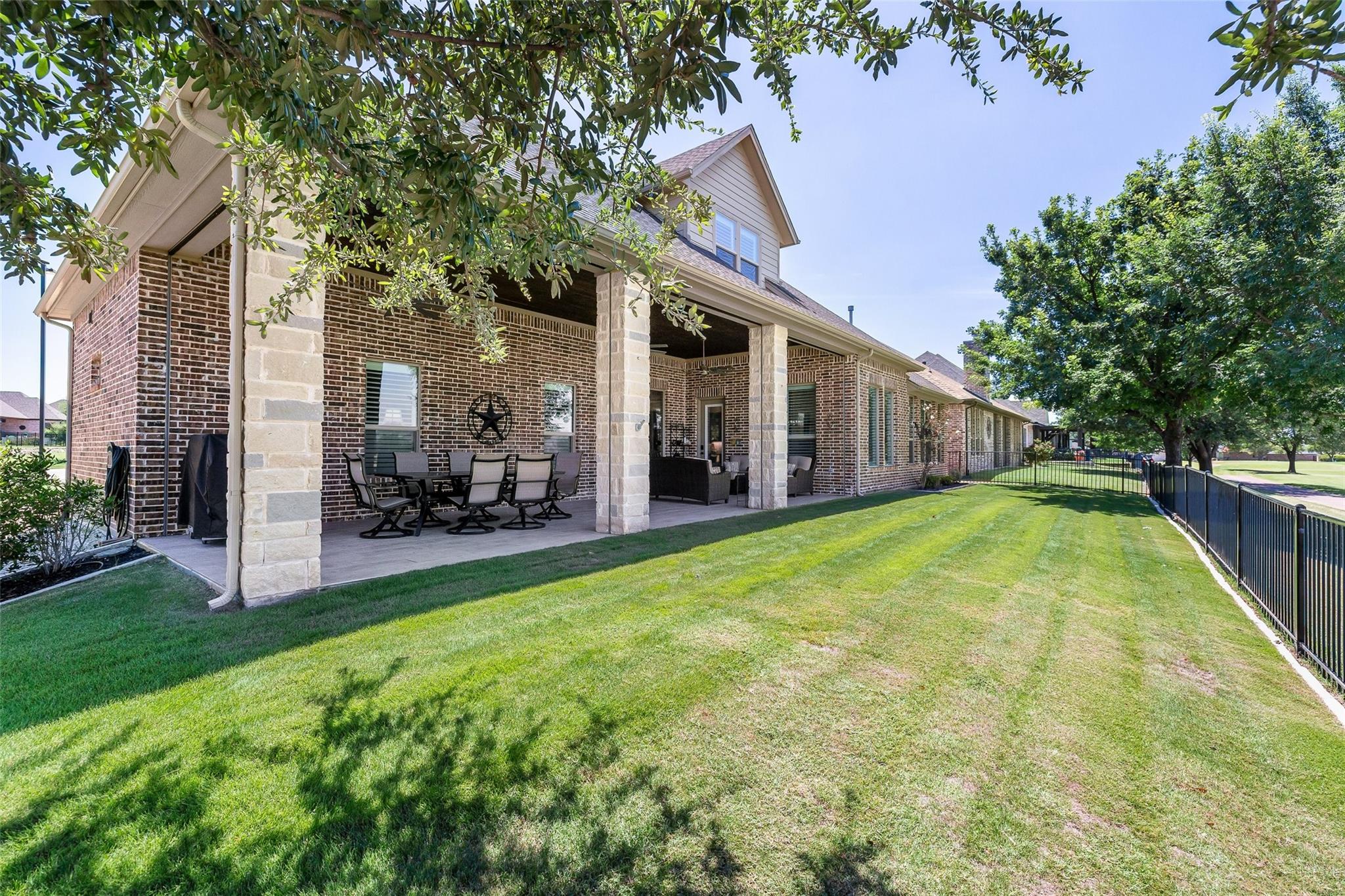 main property photo 35