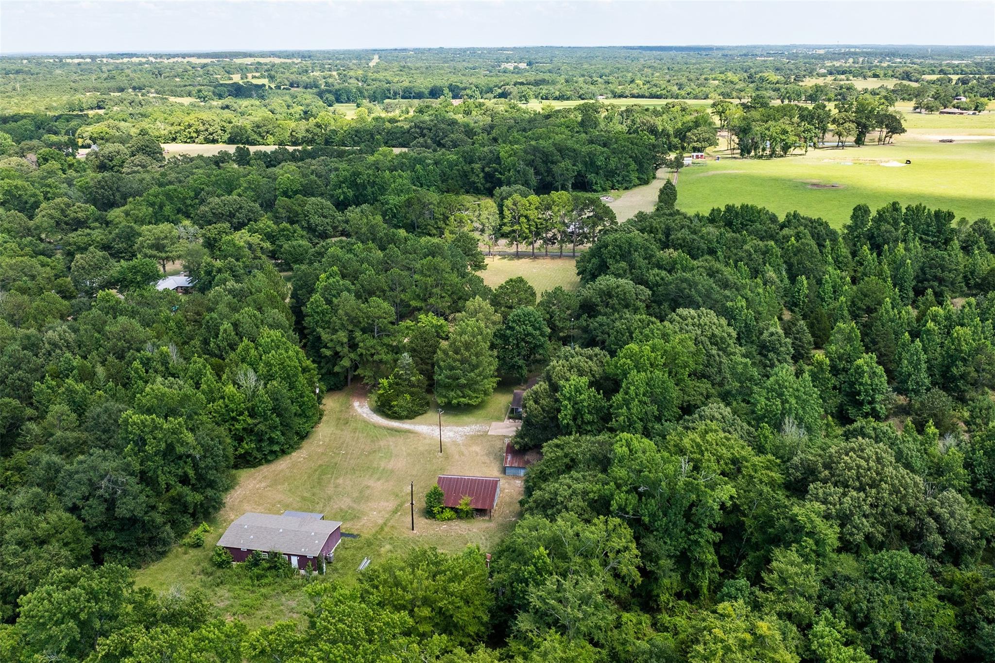 main property photo 32