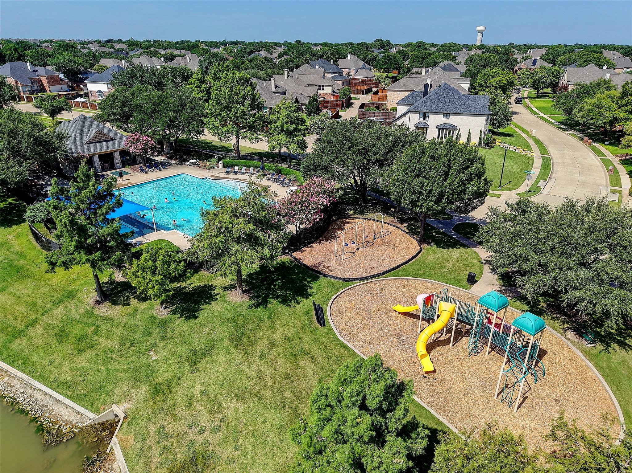 main property photo 33