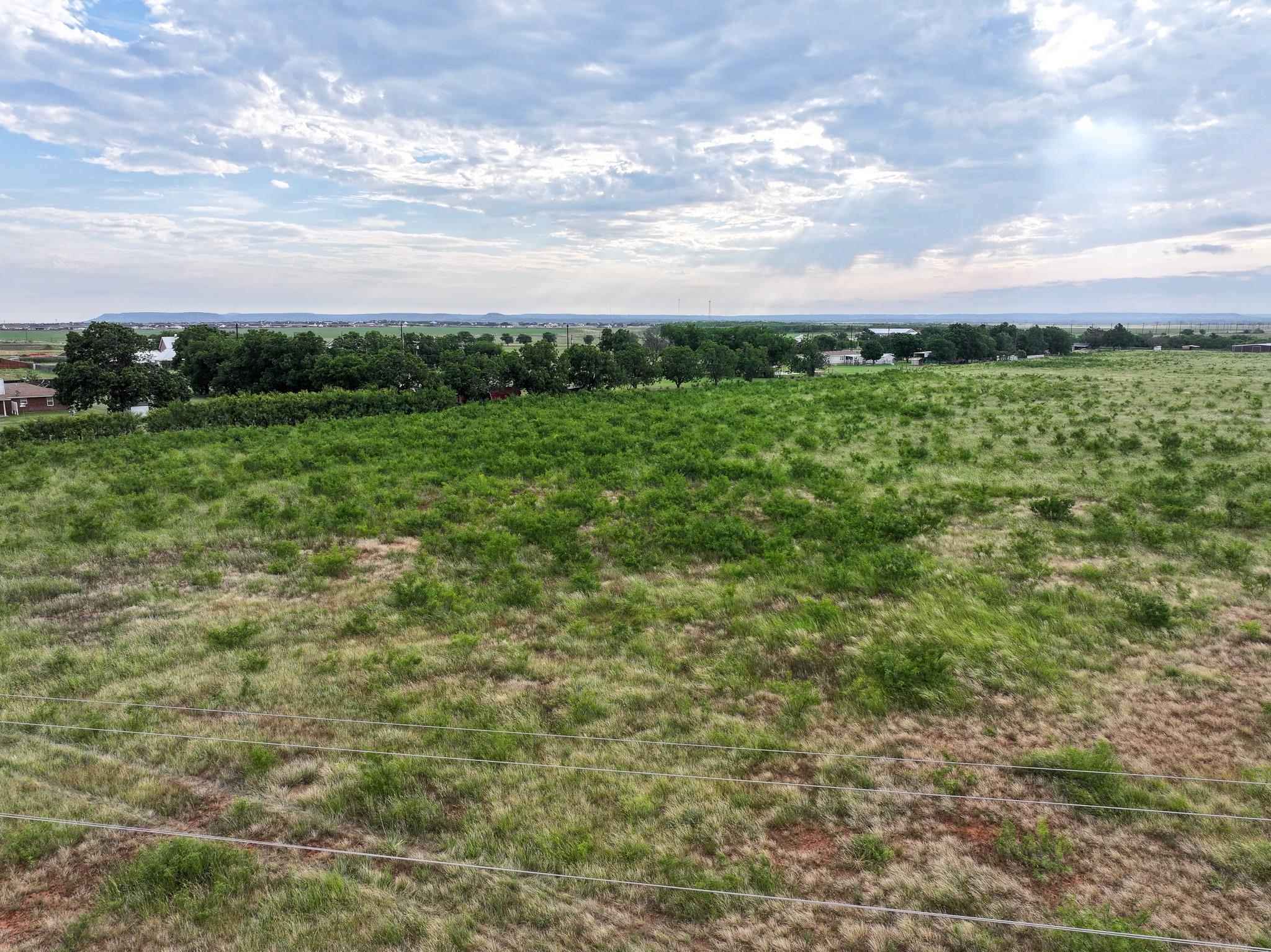 main property photo 16