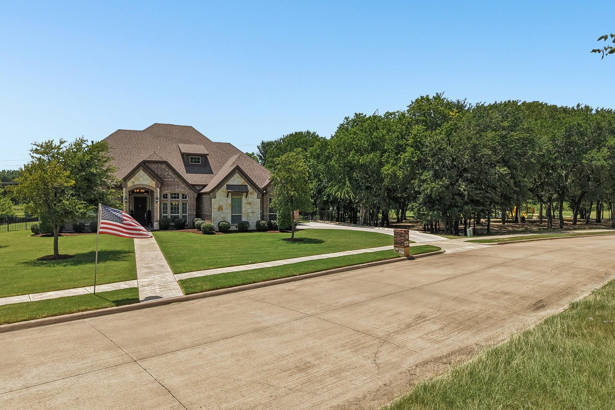 main property photo 36