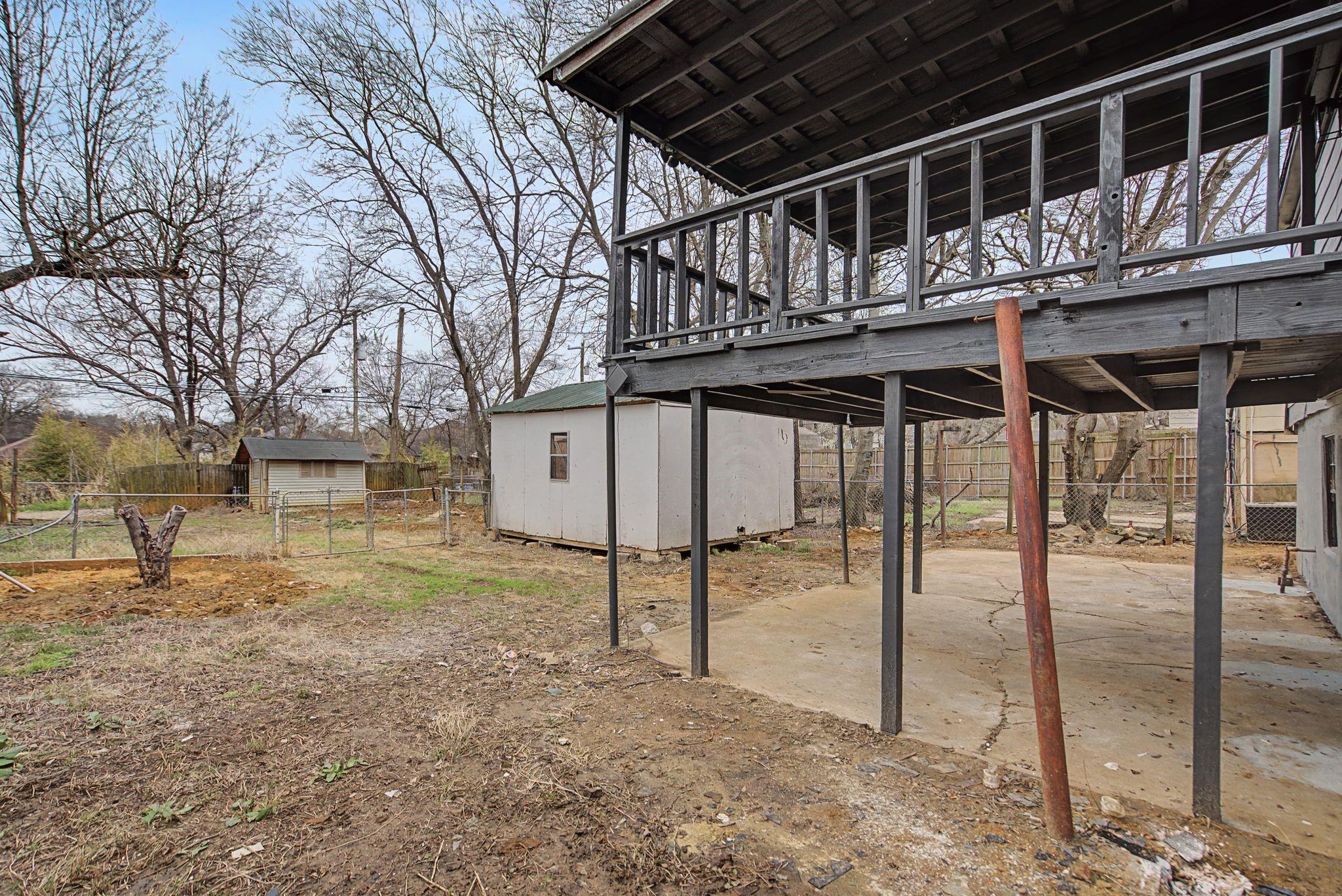 main property photo 25