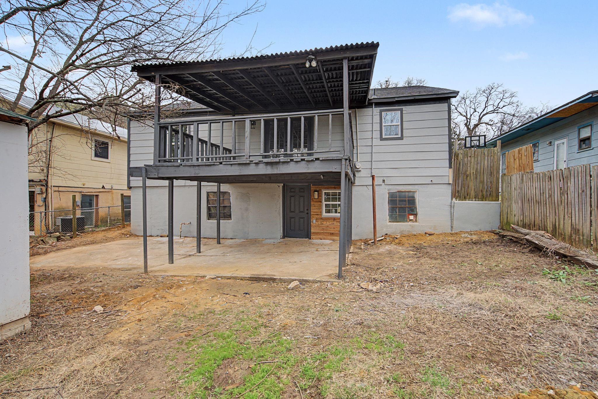 main property photo 28