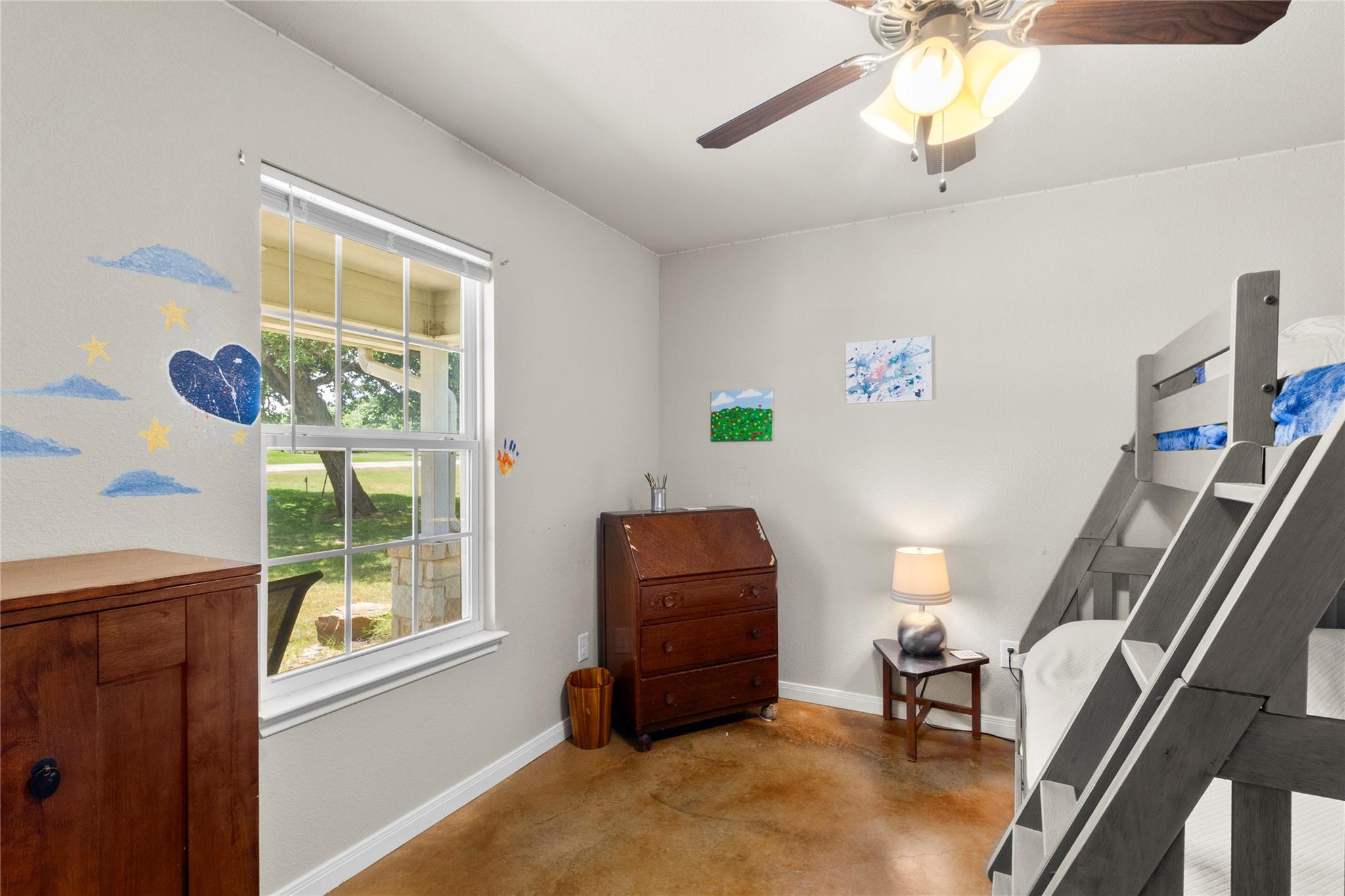 main property photo 23